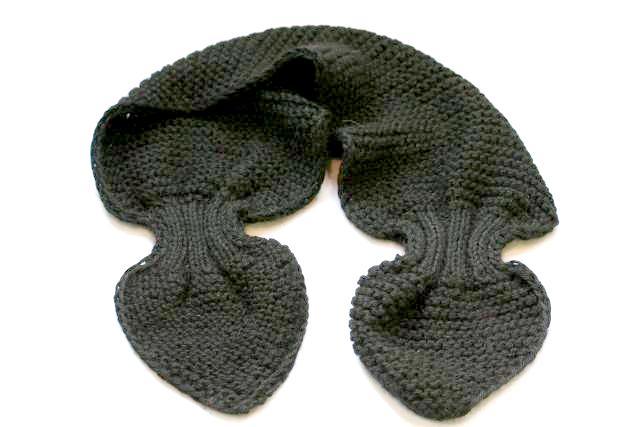 Alpaca Hand Knitted Pull Through Scarf - Soft Winter Black Scarf for Women & Men - Perfect for Cold Weather, Outdoor Activities & Fashion Accessory