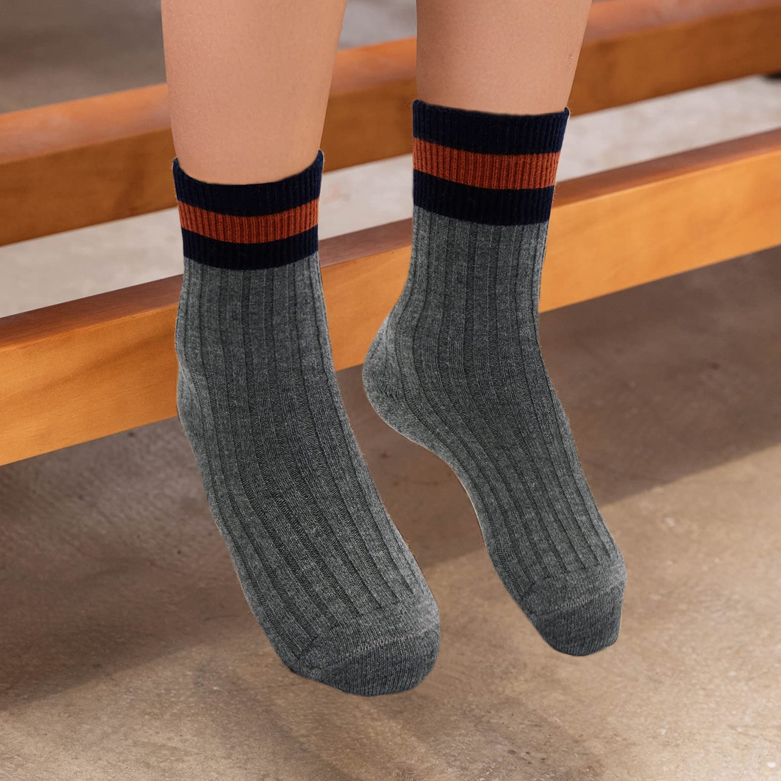 HowJoJo Boys Wool Socks - 6 Pack Kids Winter Warm Thermal Crew Socks for School, Outdoor & Snow Activities - Soft & Cozy Cold Weather Socks for Boys