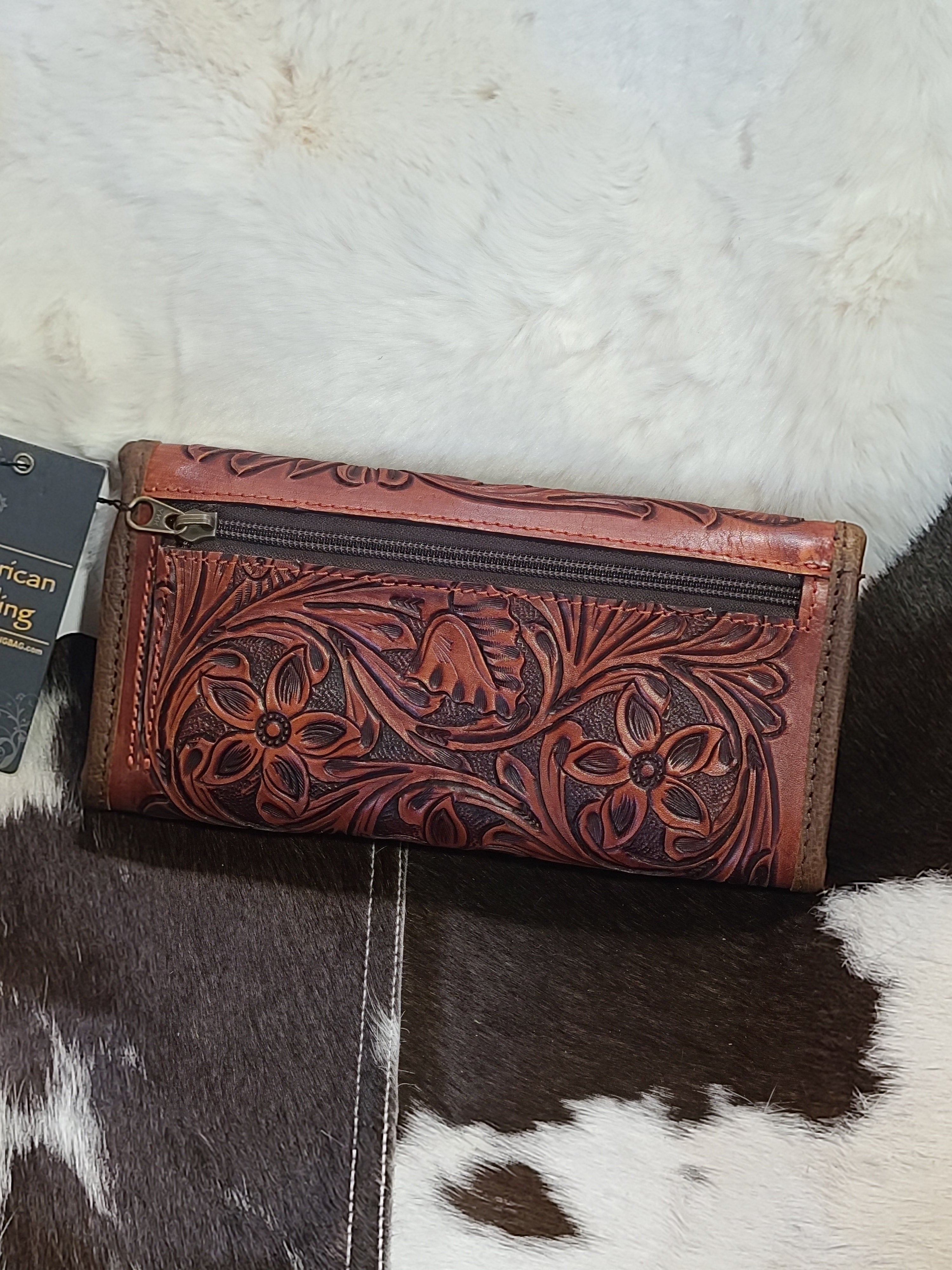 American Darling Genuine Leather Tooled Wallet for Men & Women - Western Style Bifold Wallet with Card Slots & ID Window - Perfect for Everyday Use, Travel & Gifting