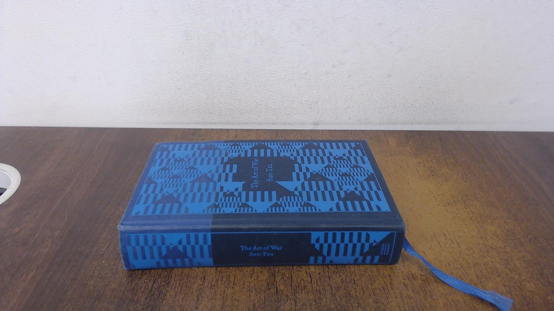 The Art of War by Sun Tzu - Penguin Hardback Edition for Strategy & Leadership