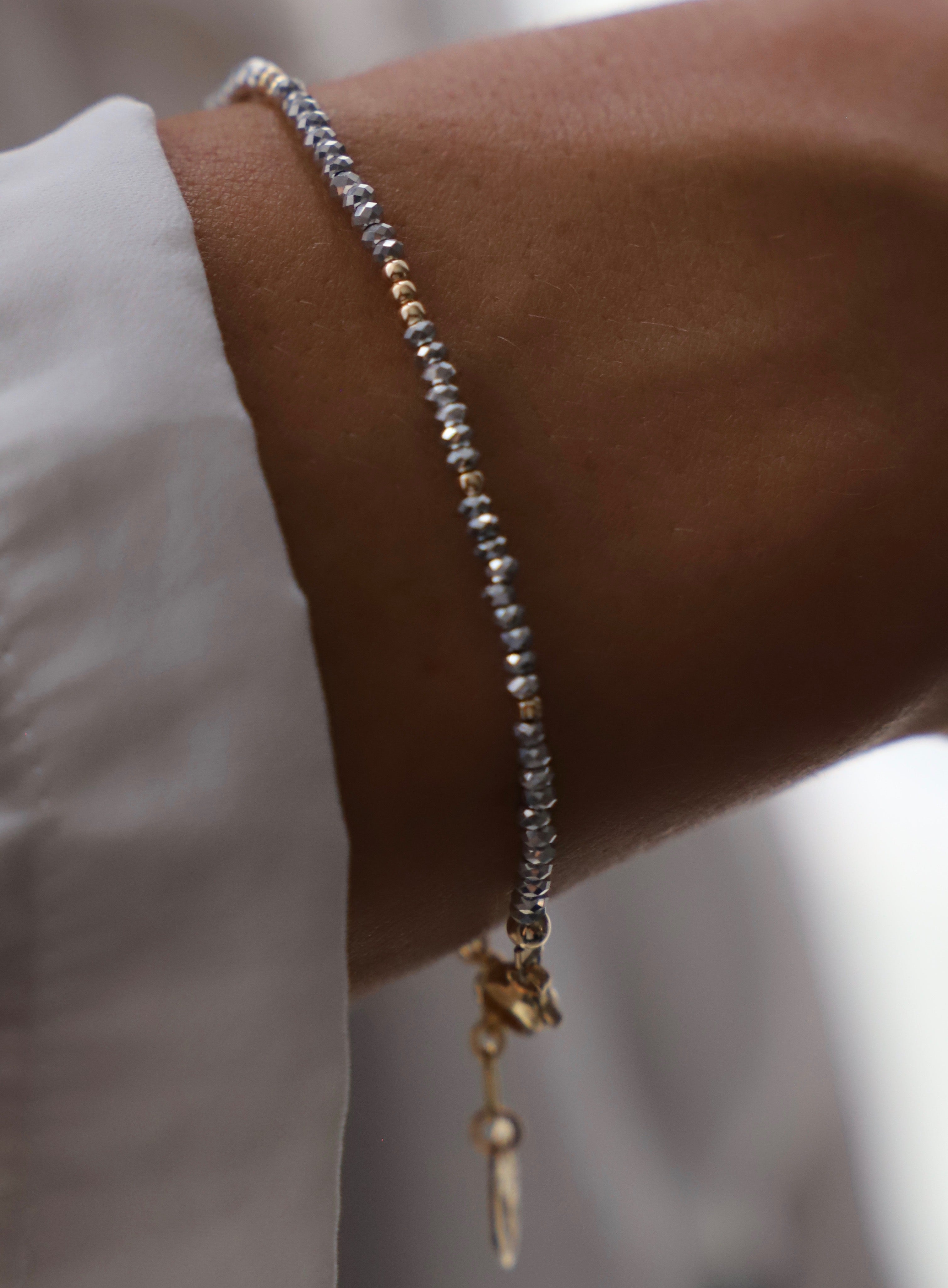 Petite Crystal Bracelet for Women - Elegant & Dainty Jewelry Gift for Her - Perfect for Parties, Weddings & Everyday Wear