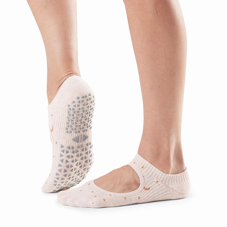 Tavi Noir Chey Grip Socks - Non-Slip Yoga Socks for Women, Pilates, Barre & Workout - Breathable & Comfortable Anti-Skid Socks for Home, Studio & Gym Use