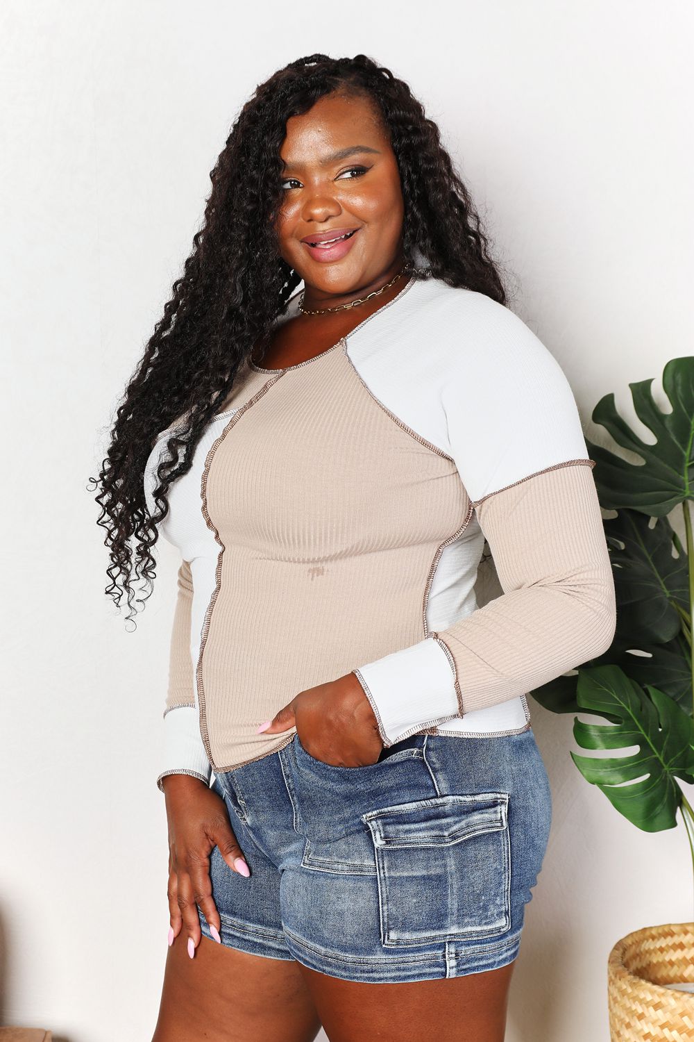 Khaki Color Block Exposed Seam Women's Tops - Trendy Casual Shirt for Streetwear & Everyday Outfits