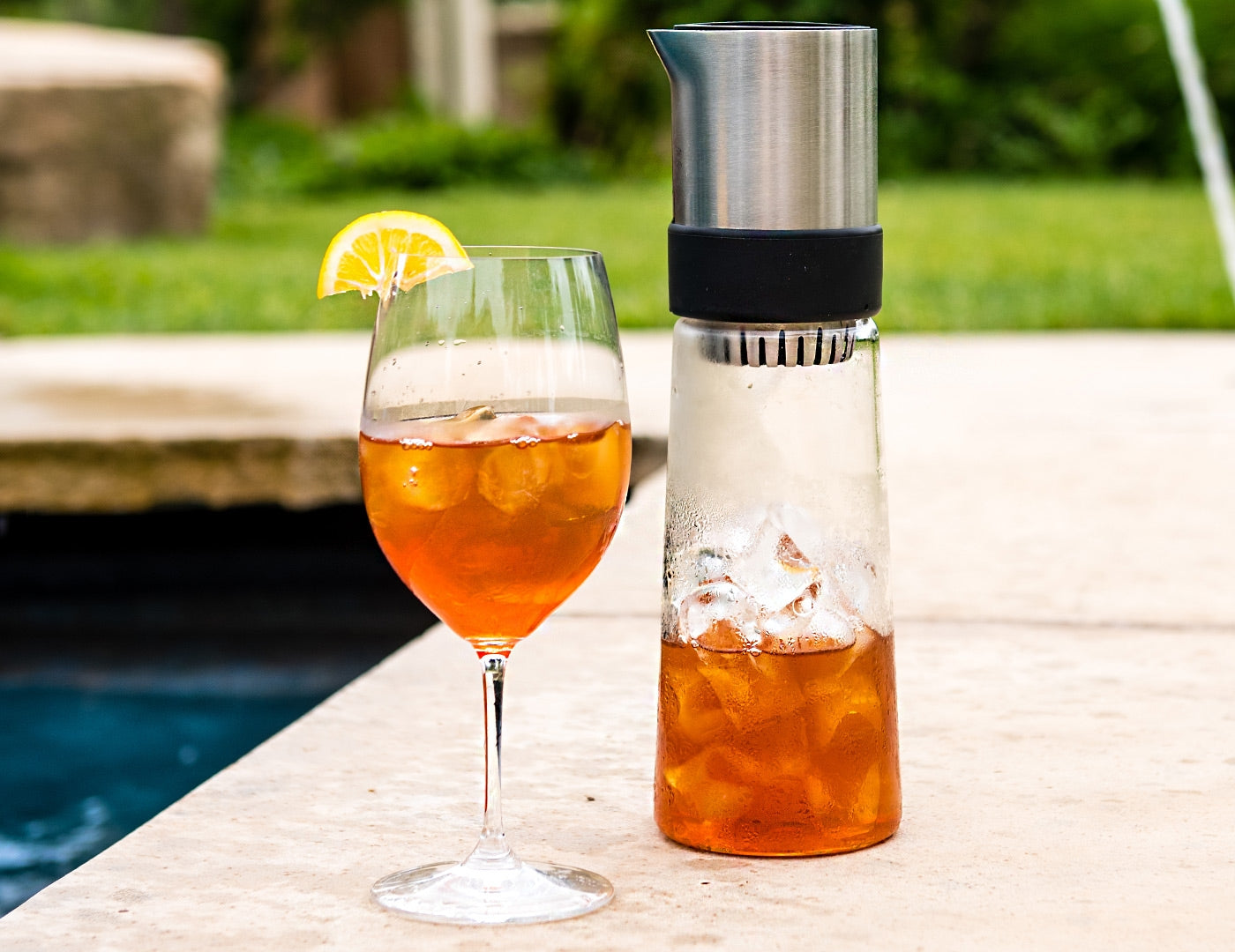 Tea Jay Iced Tea Maker - Fast Brewing Glass Pitcher for Refreshing Homemade Iced Tea - Perfect for Summer Parties, BBQs & Outdoor Gatherings