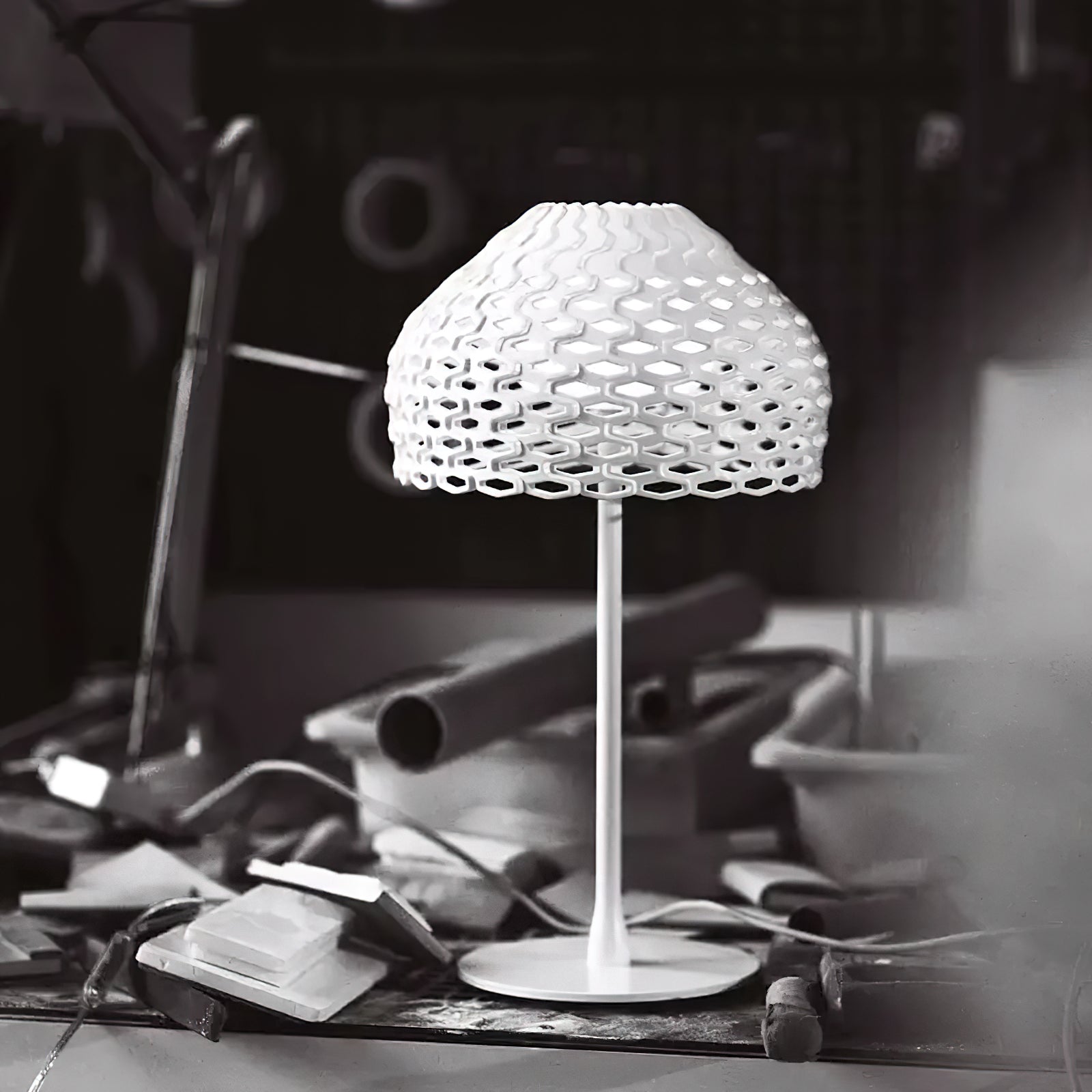 Stylish Armadillo Table Lamp - Modern LED Desk Light for Bedroom, Living Room & Office - Perfect for Reading, Working & Decor