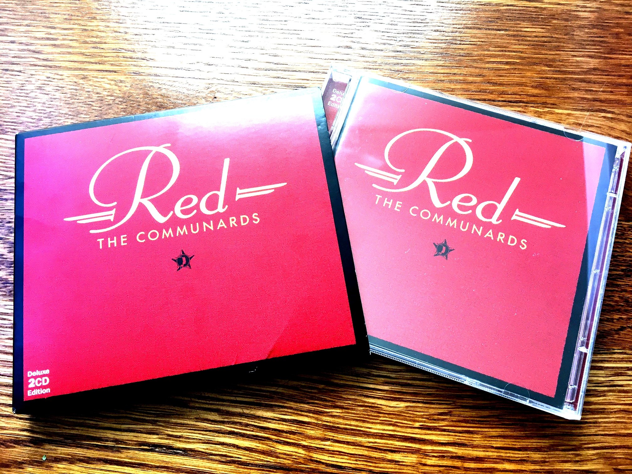 Vibrant Red Home Decor & Gifts - Perfect for Christmas, Valentine's Day & Party Decorations | Elegant Red Accents for Living Room, Bedroom & Office