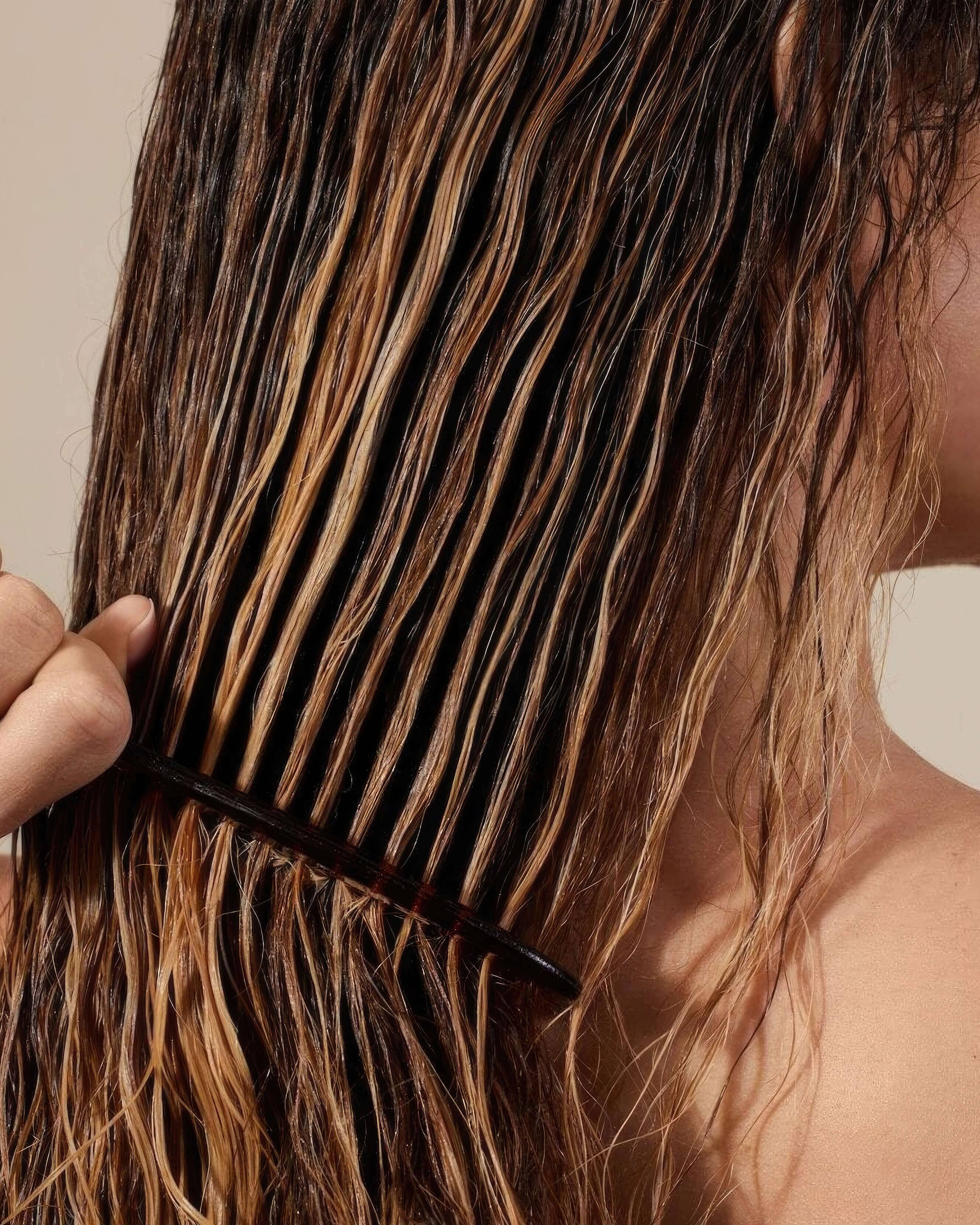 Shine Conditioner for Hair - Hydrating & Smoothing Hair Treatment with Argan Oil - Perfect for Dry, Damaged & Frizzy Hair - Salon-Quality Results at Home