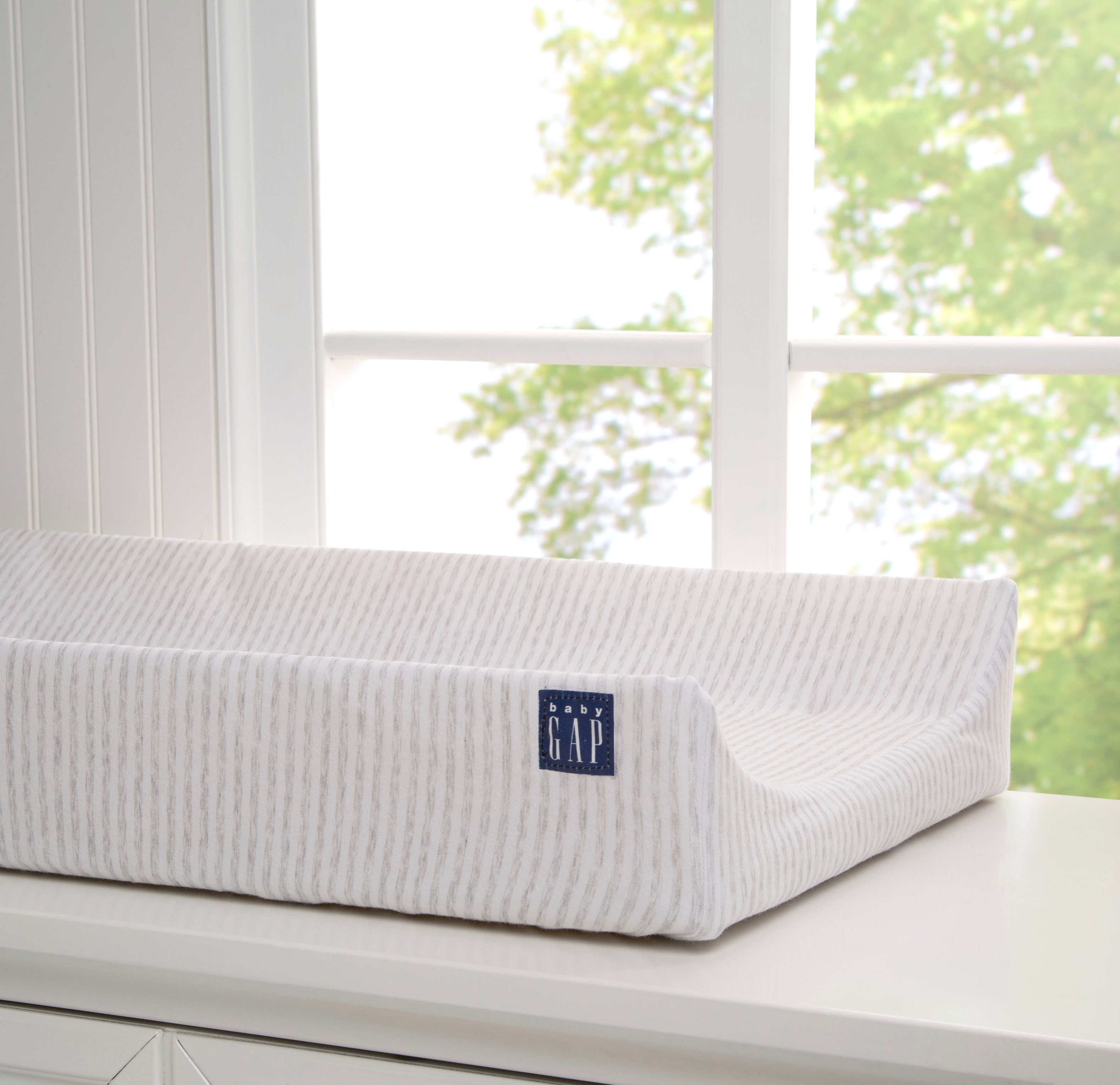 BabyGap Contoured Changing Pad with Cooling Cover - Soft & Waterproof Diaper Changing Mat for Nursery, Travel & On-the-Go - Perfect for Baby's Comfort & Parents' Convenience