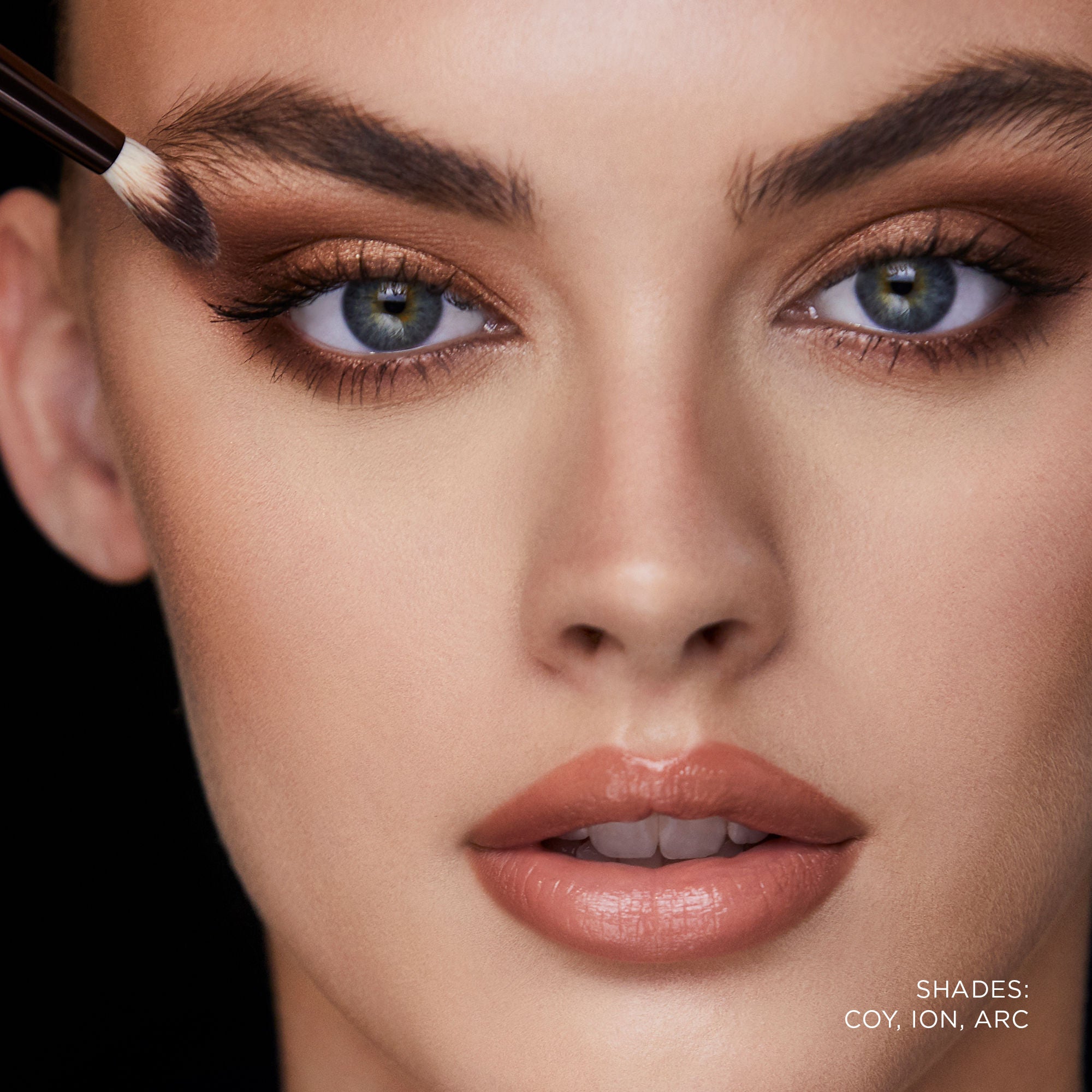 Curator Eyeshadow Palette - Highly Pigmented, Long-Lasting Makeup for Professional & Everyday Use | Perfect for Parties, Weddings & Special Occasions