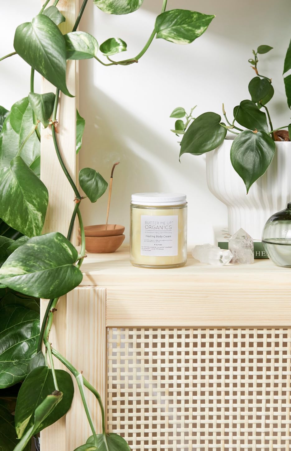 Organic Body Cream for Dry Skin - Hydrating & Nourishing Moisturizer with Shea Butter & Coconut Oil - Perfect for Daily Use & Nighttime Skincare Routine