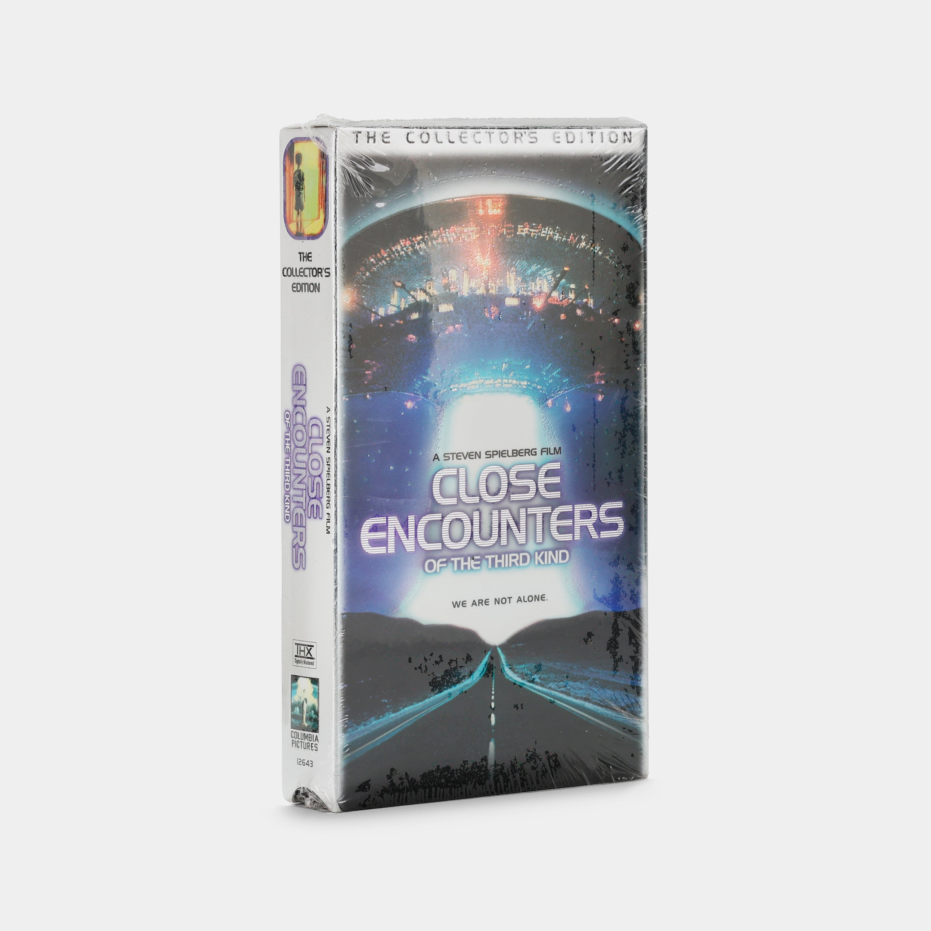 Close Encounters of the Third Kind Collector's Edition Sealed VHS Tape - Perfect for Movie Collectors & Sci-Fi Fans