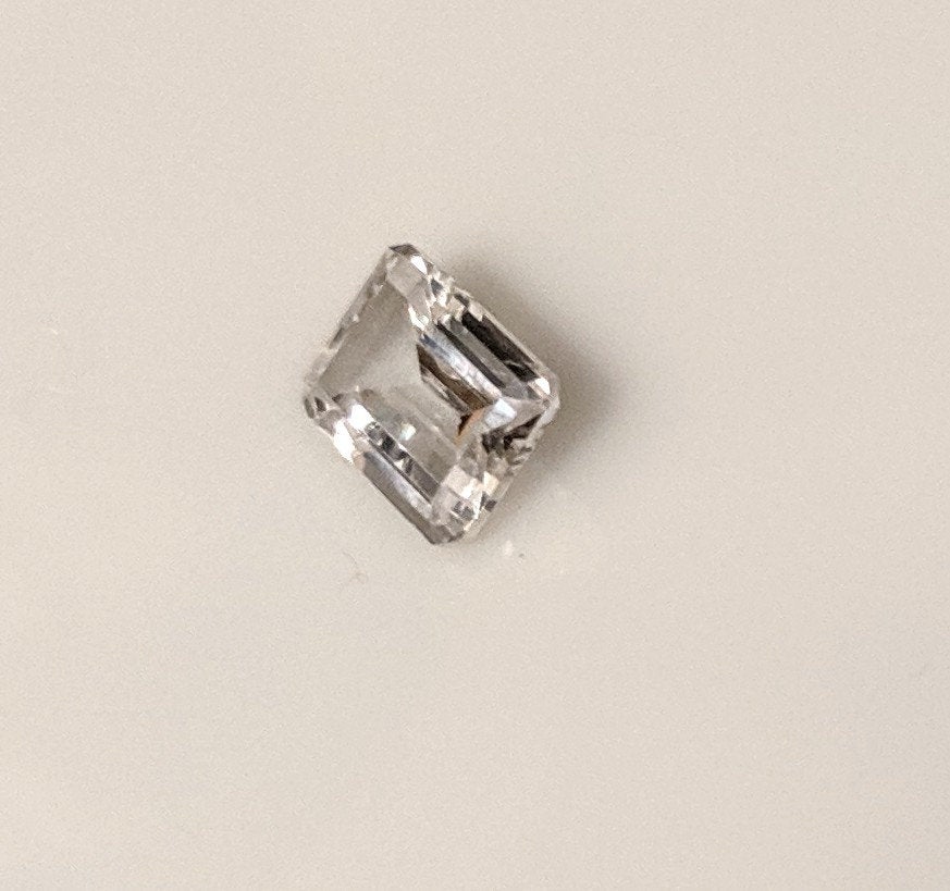 1.74ct Natural White Clear Sapphire Loose Stone - 8x6mm Emerald Cut VVS Clarity, September Birthstone, Diamond Alternative for Jewelry Making & Engagement Rings