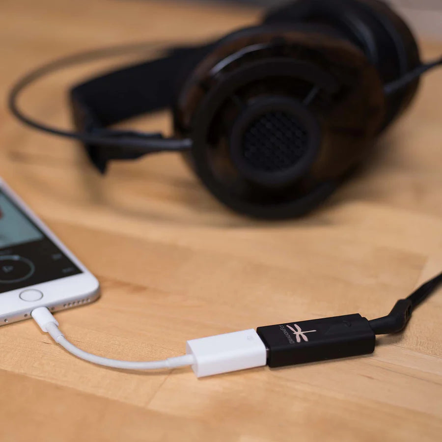AudioQuest DragonFly Black USB DAC & Headphone Amplifier - High-Resolution Audio for Home, Office & Travel - Perfect for Music Lovers, Audiophiles & Professionals