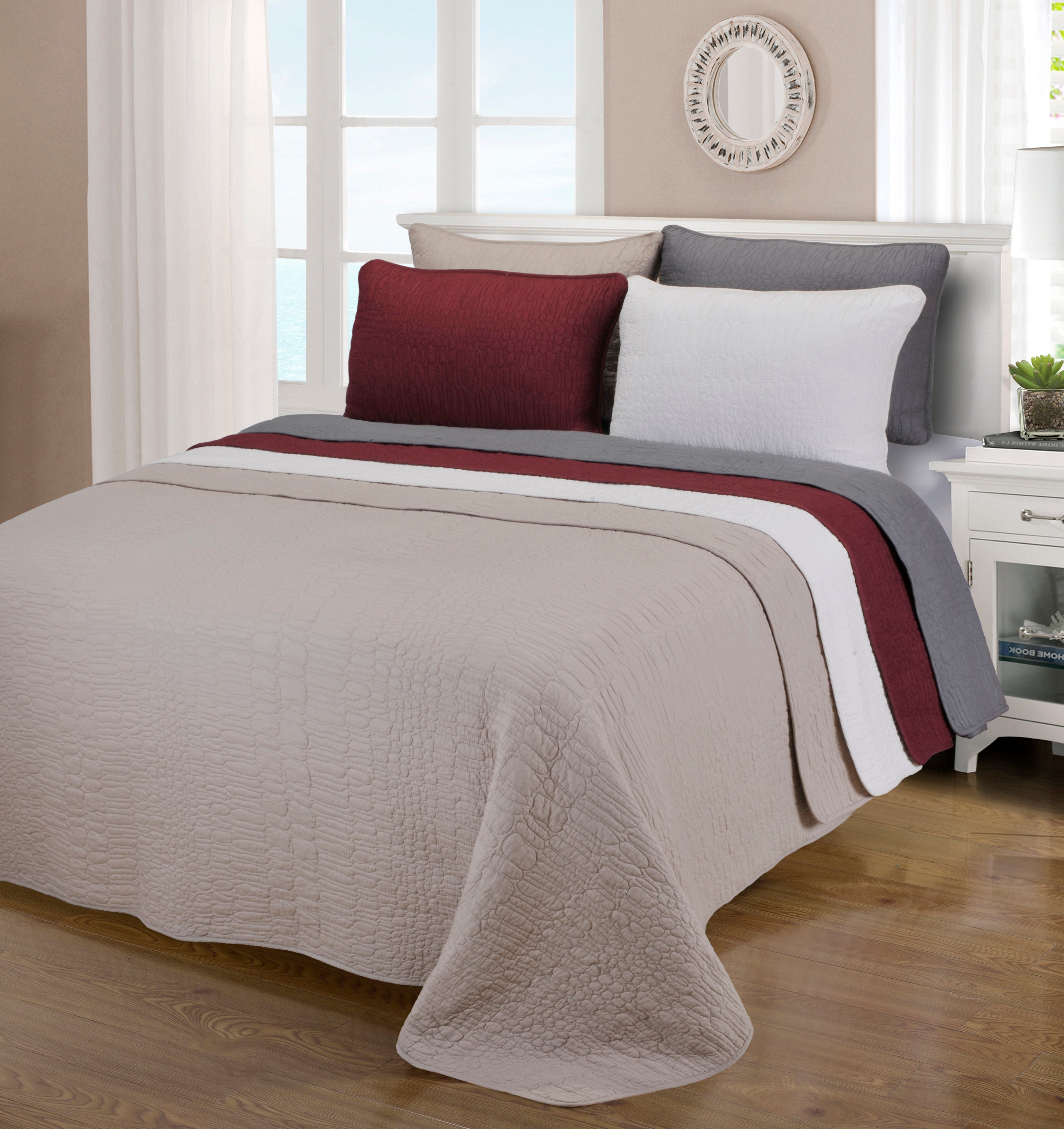 McKinley Reversible Cotton Quilt Set Full/Queen - Soft & Breathable Bedding for All Seasons | Perfect for Master Bedroom, Guest Room & Dorm Decor