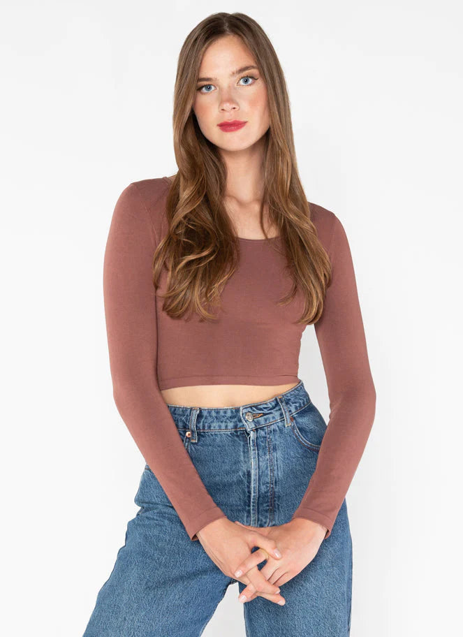 Eco-Friendly Bamboo Crop Scoop Long Sleeve Top - Soft Breathable Women's T-Shirt for Yoga, Gym & Casual Wear