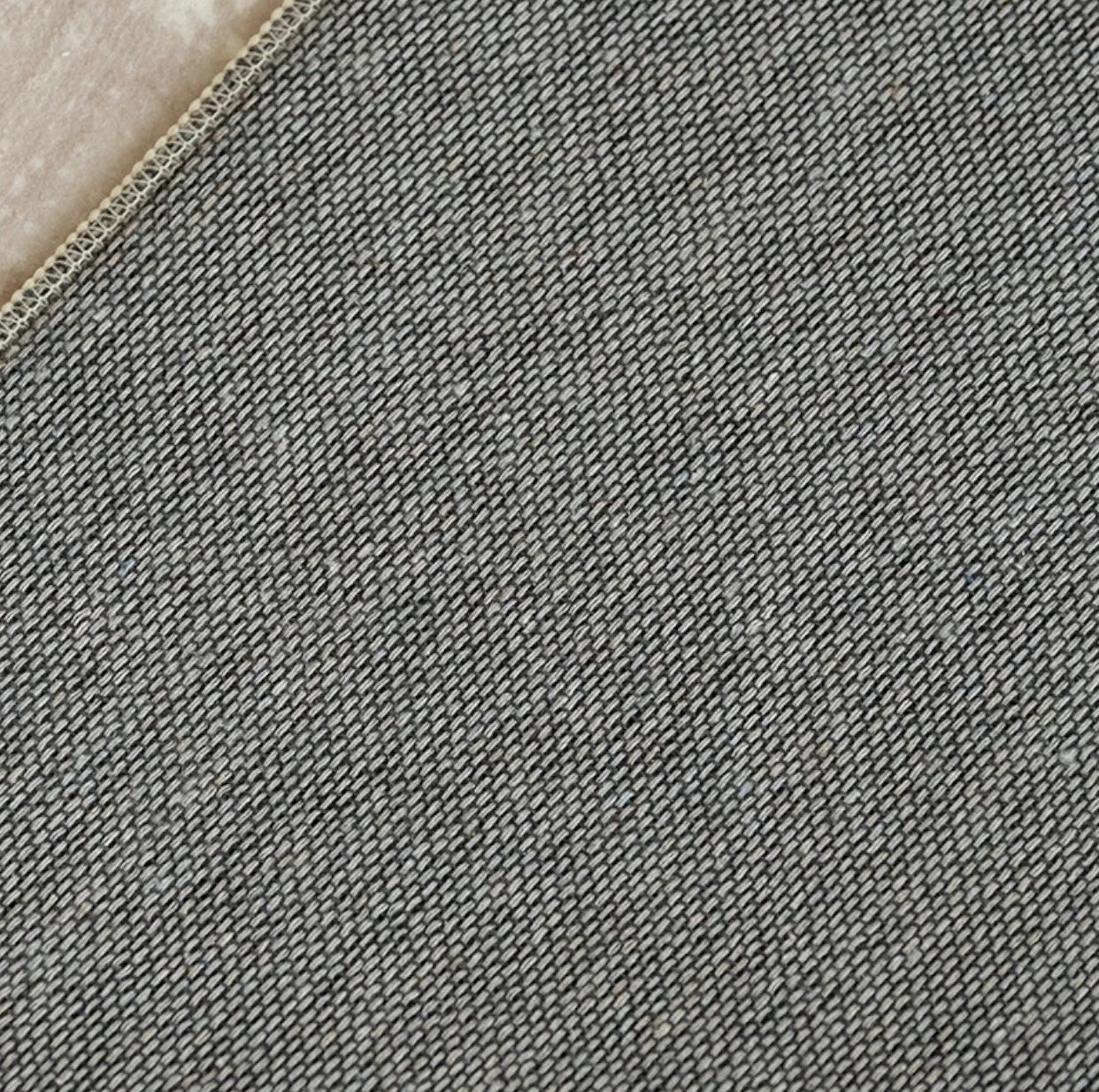Stylish Halo Faux Wool Minimalist Waterproof Area Rug - Perfect for Living Room, Bedroom & Office Decor