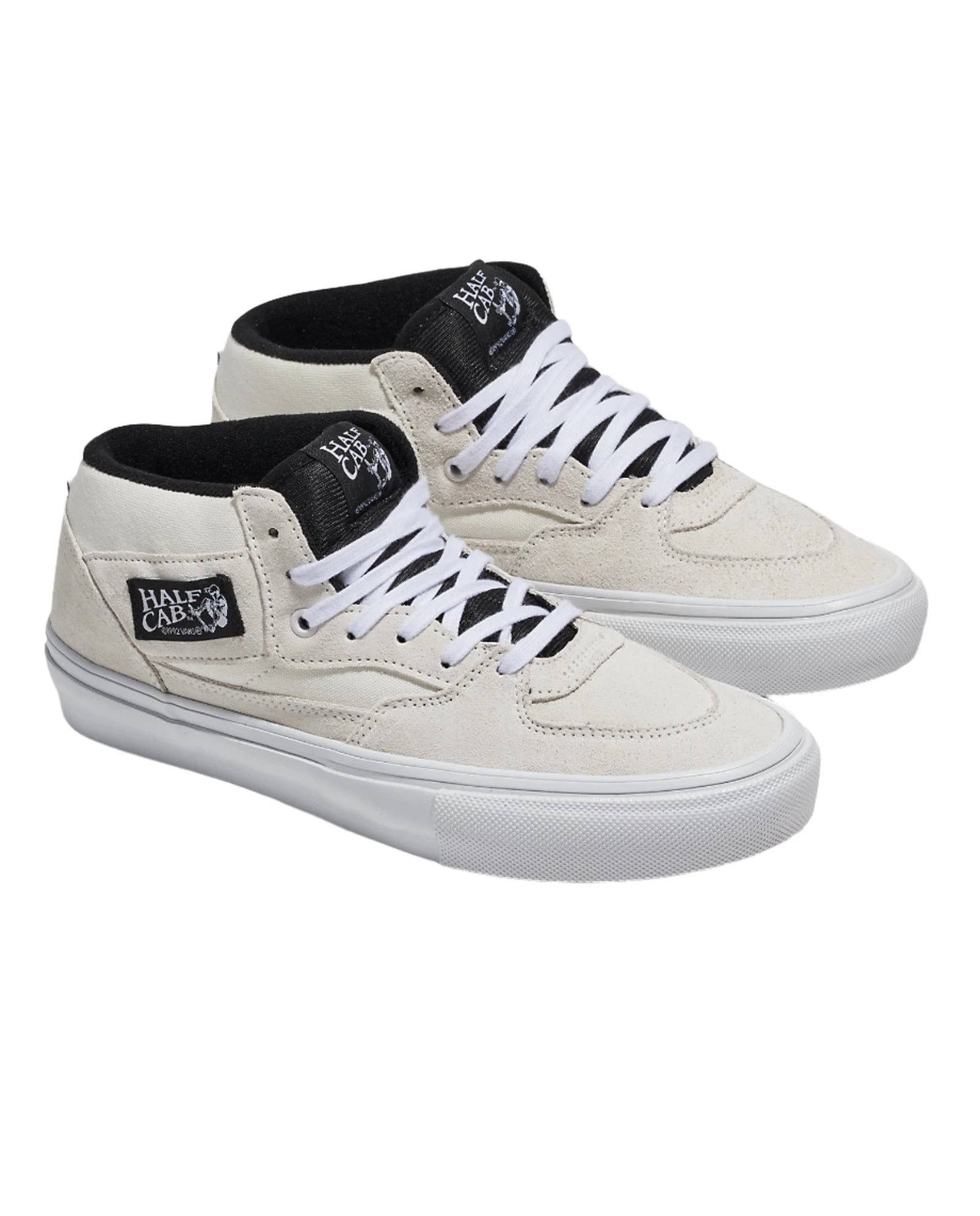 VANS Skate Half Cab Shoes White/Black - Classic Skateboarding Sneakers for Men & Women - Perfect for Streetwear, Skateboarding & Casual Wear