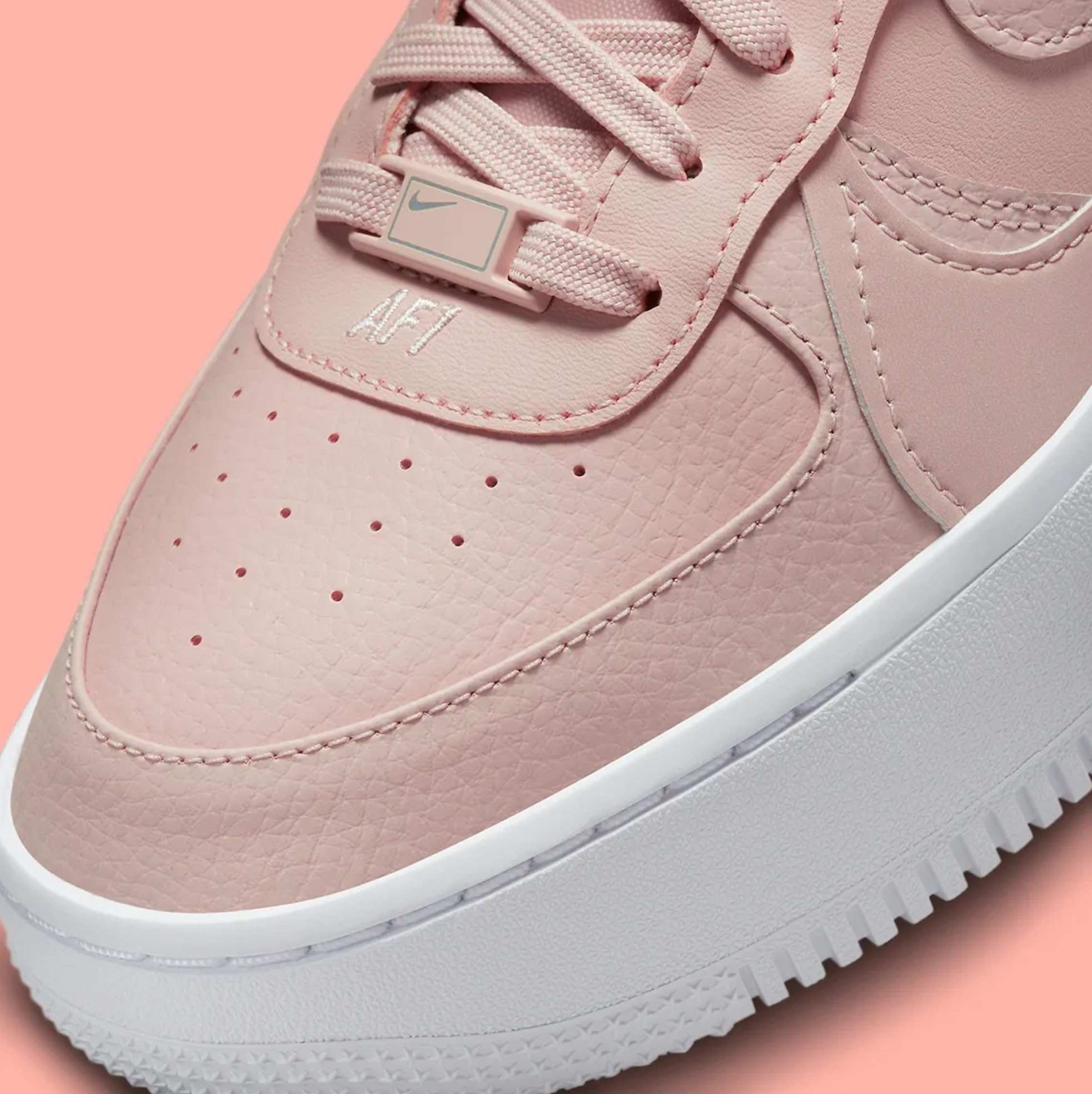 Nike Women's Running Shoes - Lightweight Sneakers for Women, Comfortable Athletic Shoes for Jogging, Gym & Everyday Wear