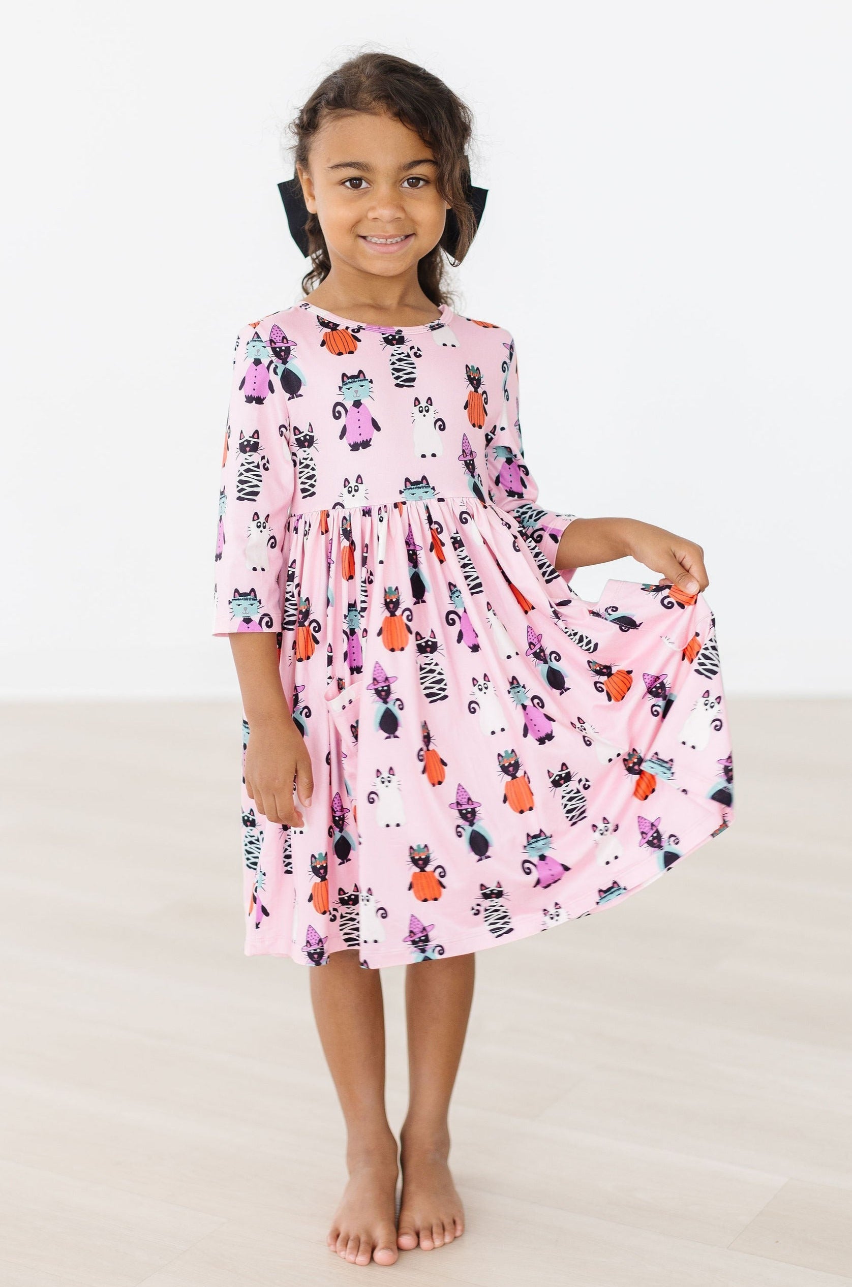 Spooky Cat Print 3/4 Sleeve Twirl Dress with Pockets - Halloween Costume & Party Outfit for Women
