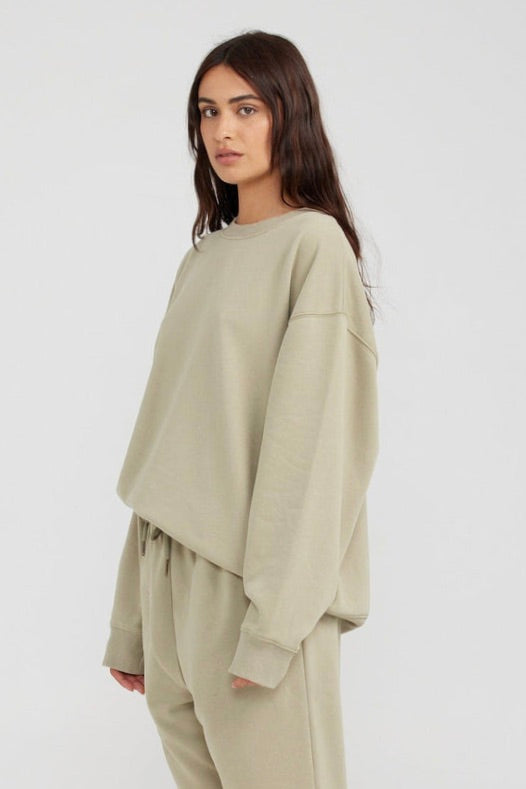 Everyday Sage Sweatshirt - Soft Casual Pullover for Women | Perfect for Lounge Wear, Coffee Dates & Weekend Outings