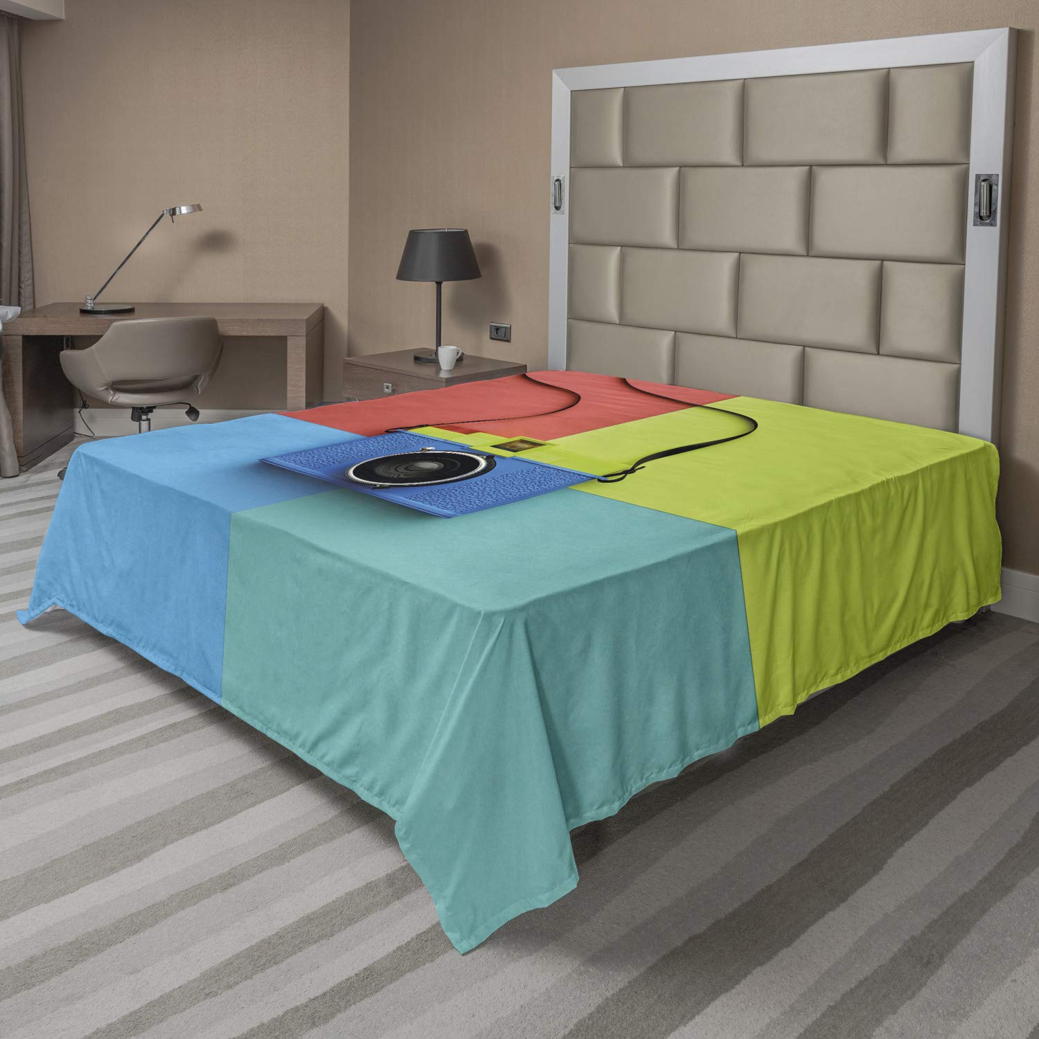 Ambesonne Pastel Flat Sheet - Retro Film Camera Print on Colorful Backdrop, Soft Queen Size Decorative Bedding (1 Piece) | Perfect for Boho Chic Bedrooms, Dorm Room Decor & Hipster Home Accessories