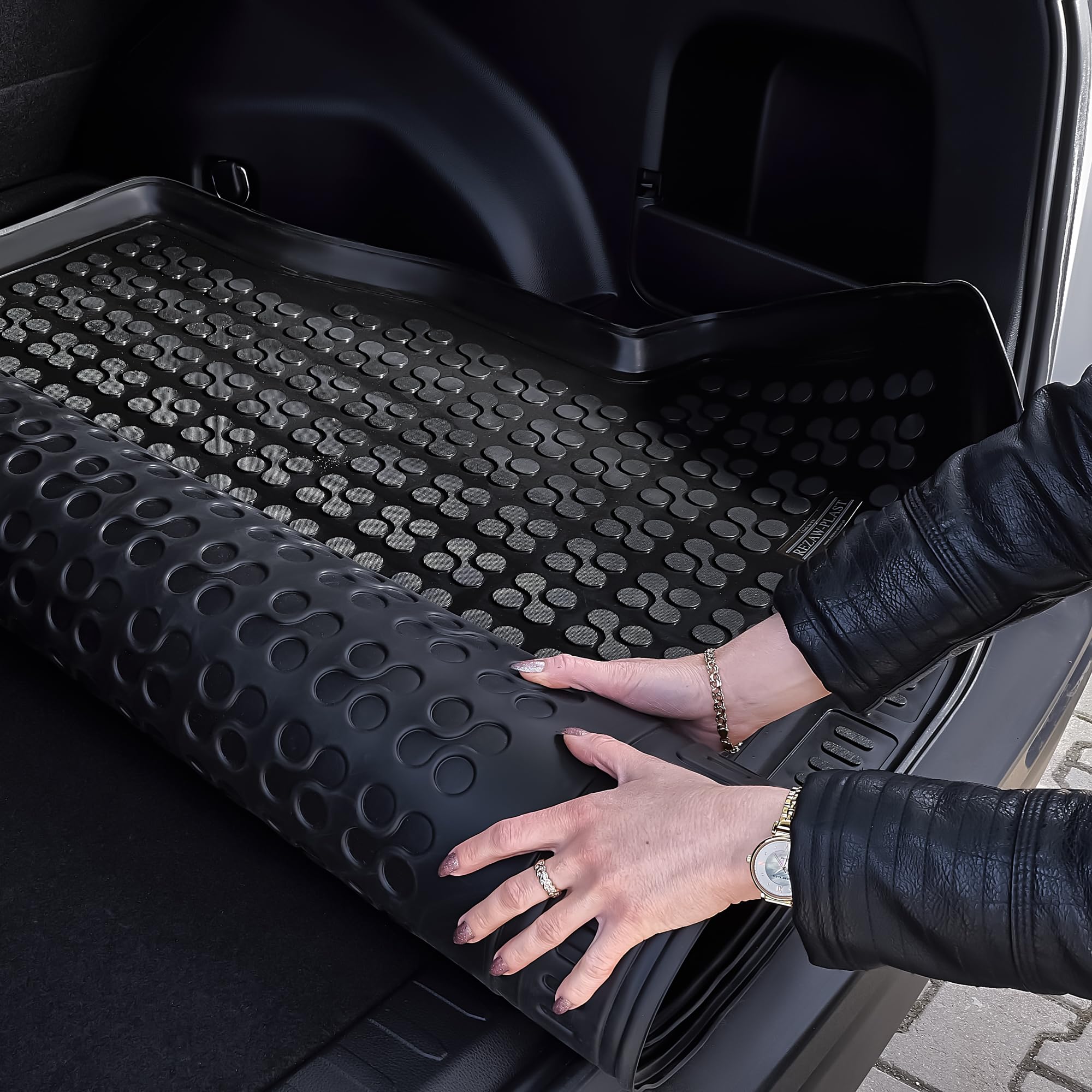 Custom Fit All-Weather Car Floor Mats for 2015-2019 Mercedes Benz GLE (W166) - Front & Rear Seat Liners + Cargo Mat - Black - Perfect for Daily Commute, Road Trips & Winter Protection