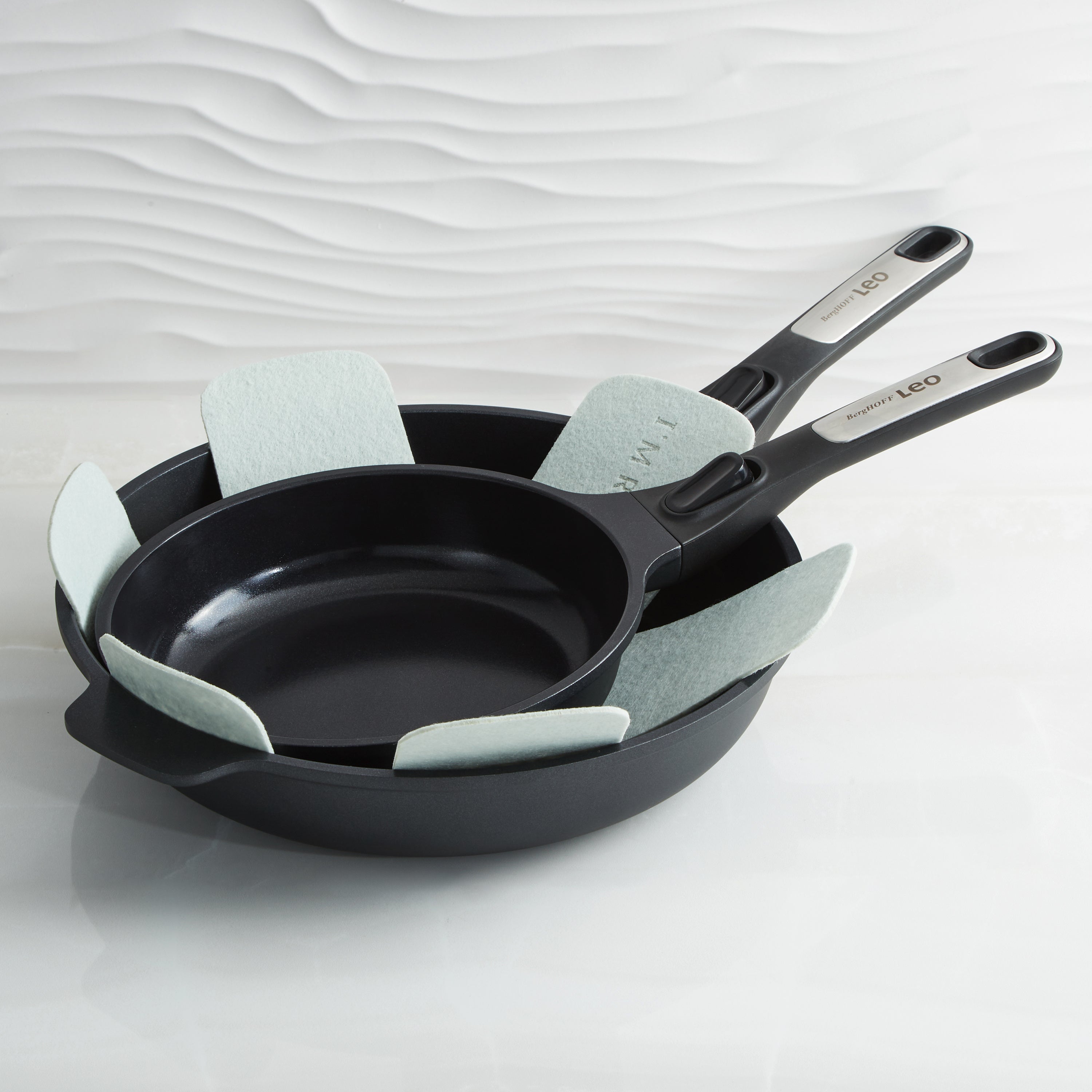 BergHOFF Leo Phantom 2-Piece Nonstick Ceramic Frying Pan Set with Recycled Aluminum - Perfect for Sauteing, Frying & Healthy Cooking