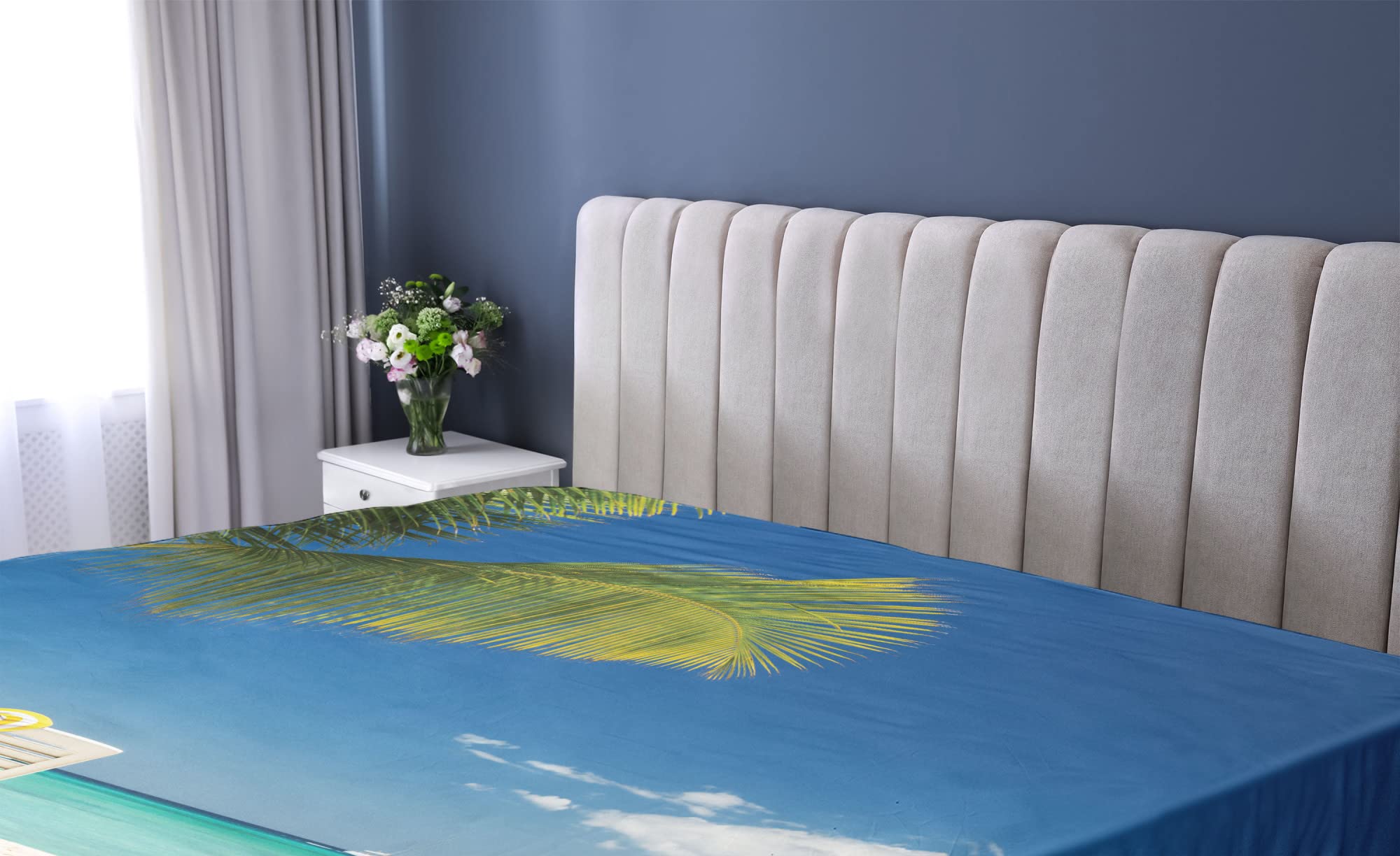 Ambesonne Seaside Fitted Sheet - Queen Size Green Blue Beach Palm Tree Design with Deep Pocket Elastic, Soft Bed Cover for Vacation Style Bedroom Decor | Perfect for Coastal Themed Rooms, Guest Bedrooms & Beach House Retreats