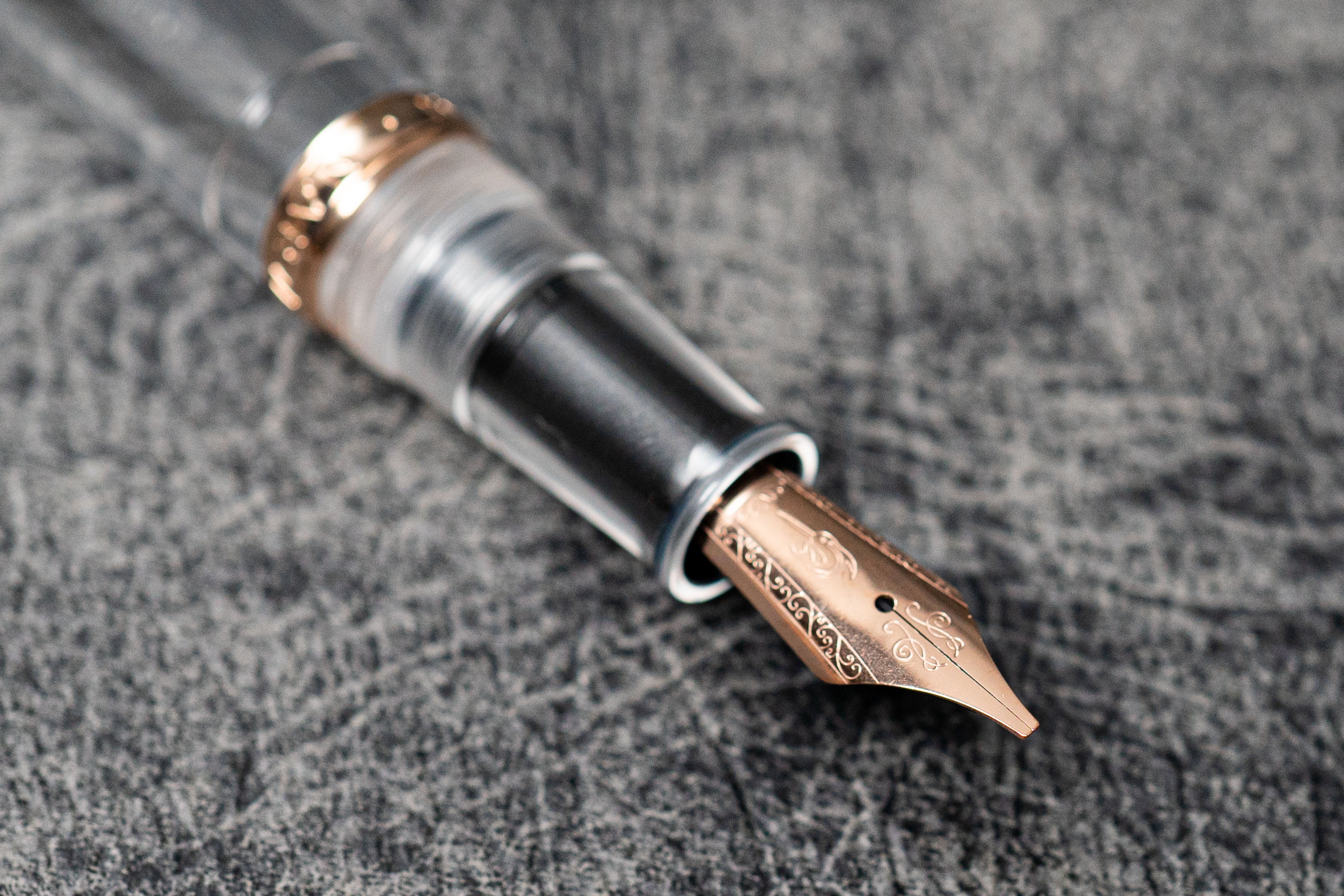 Nahvalur (Narwhal) X Galen Rose Gold Fountain Pen - Premium Demonstrator Pen for Calligraphy & Writing - Perfect for Gifts, Collectors & Office Use