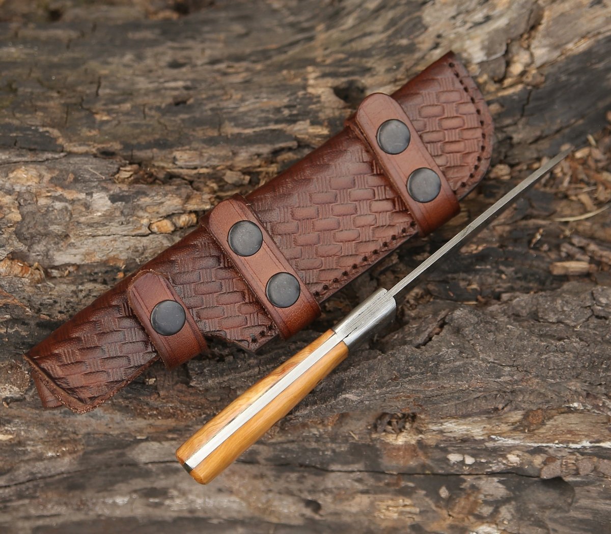 Premium Quantum Camp Knife with Olive Wood Handle - Outdoor Survival, Hunting, Bushcraft - Perfect for Camping, Hiking & Backpacking Adventures