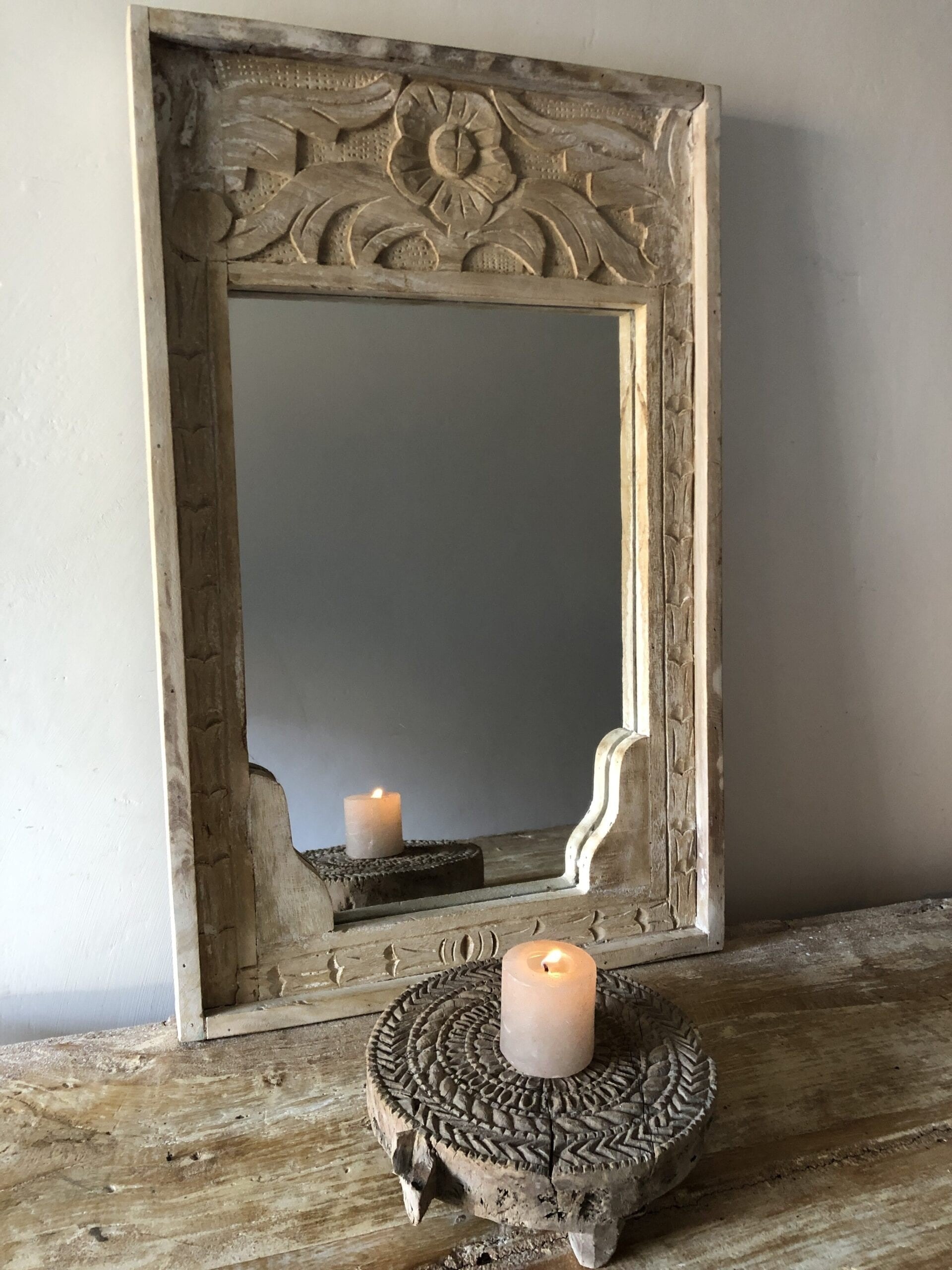 Hand Carved Indian Solid Wood Mehrab Style Mirror - 60cm Bleached Finish - Elegant Wall Decor for Living Room, Bedroom & Entryway