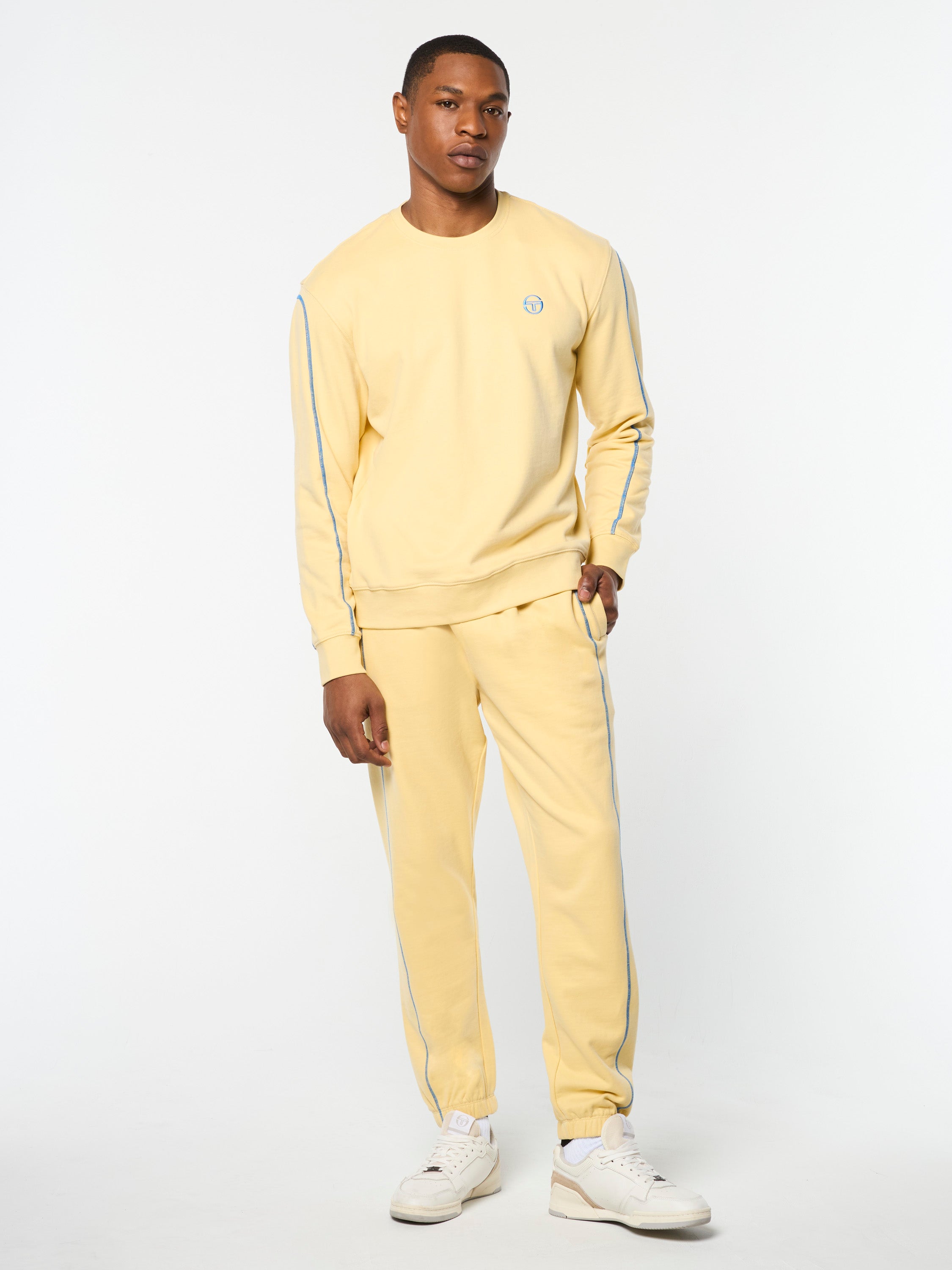 Matteo Crewneck Sweatshirt for Men & Women | Soft Cotton Blend | Comfortable Casual Pullover | Perfect for Everyday Wear, Lounge & Street Style Fashion