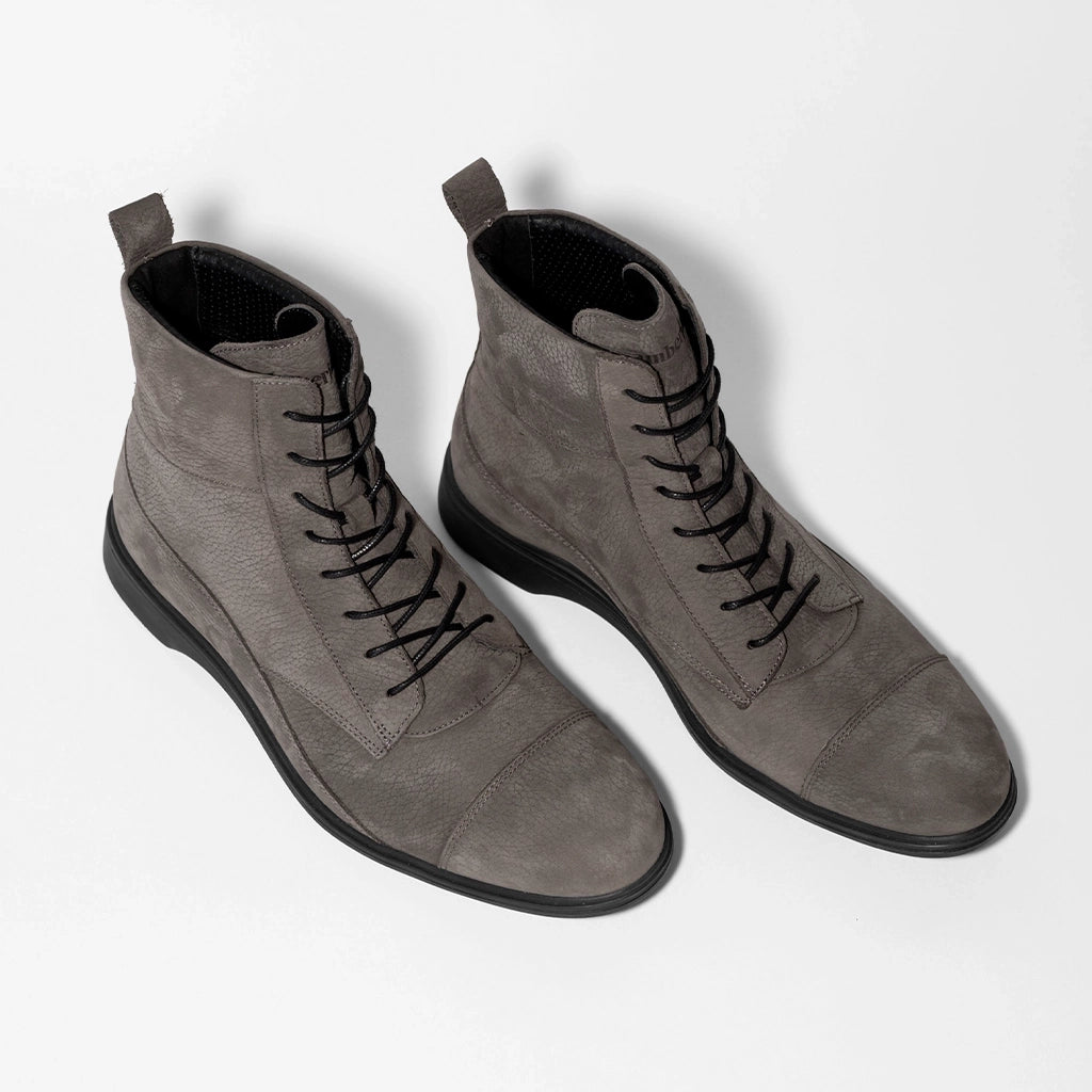 Premium Steel-Toe Work Boots for Men - Heavy Duty Safety Shoes with Slip & Oil Resistant Sole - Ideal for Construction, Warehouse & Industrial Work
