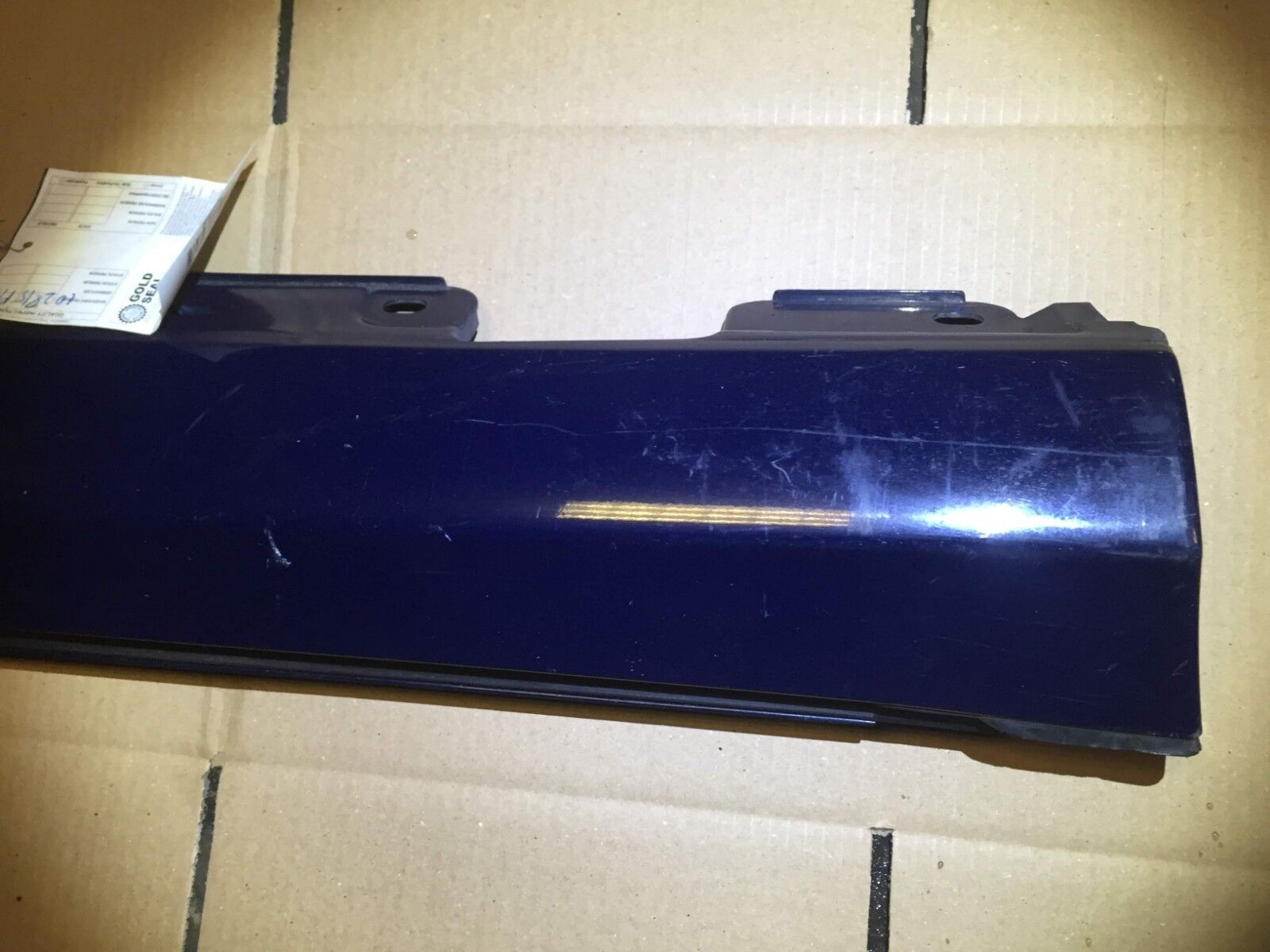 2004-2005 Mercedes Benz C240 Right Passenger Side Rocker Panel Skirt Molding OEM Replacement - Perfect for Car Restoration & Body Repair
