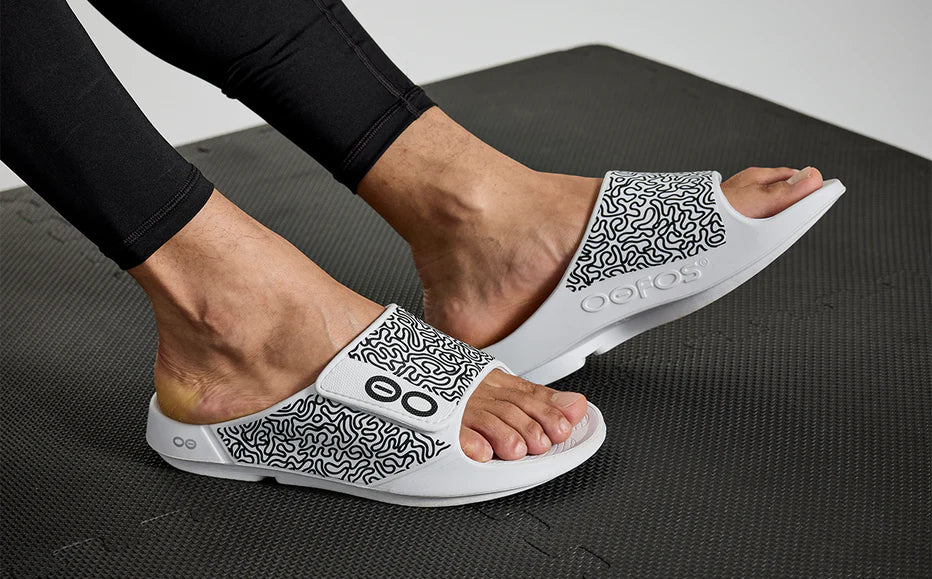 Ofoos Unisex OOahh Sport Flex Limited Slide Sandals - White Labyrinth | Comfortable Athletic Slides for Men & Women | Perfect for Gym, Pool, Beach & Casual Wear