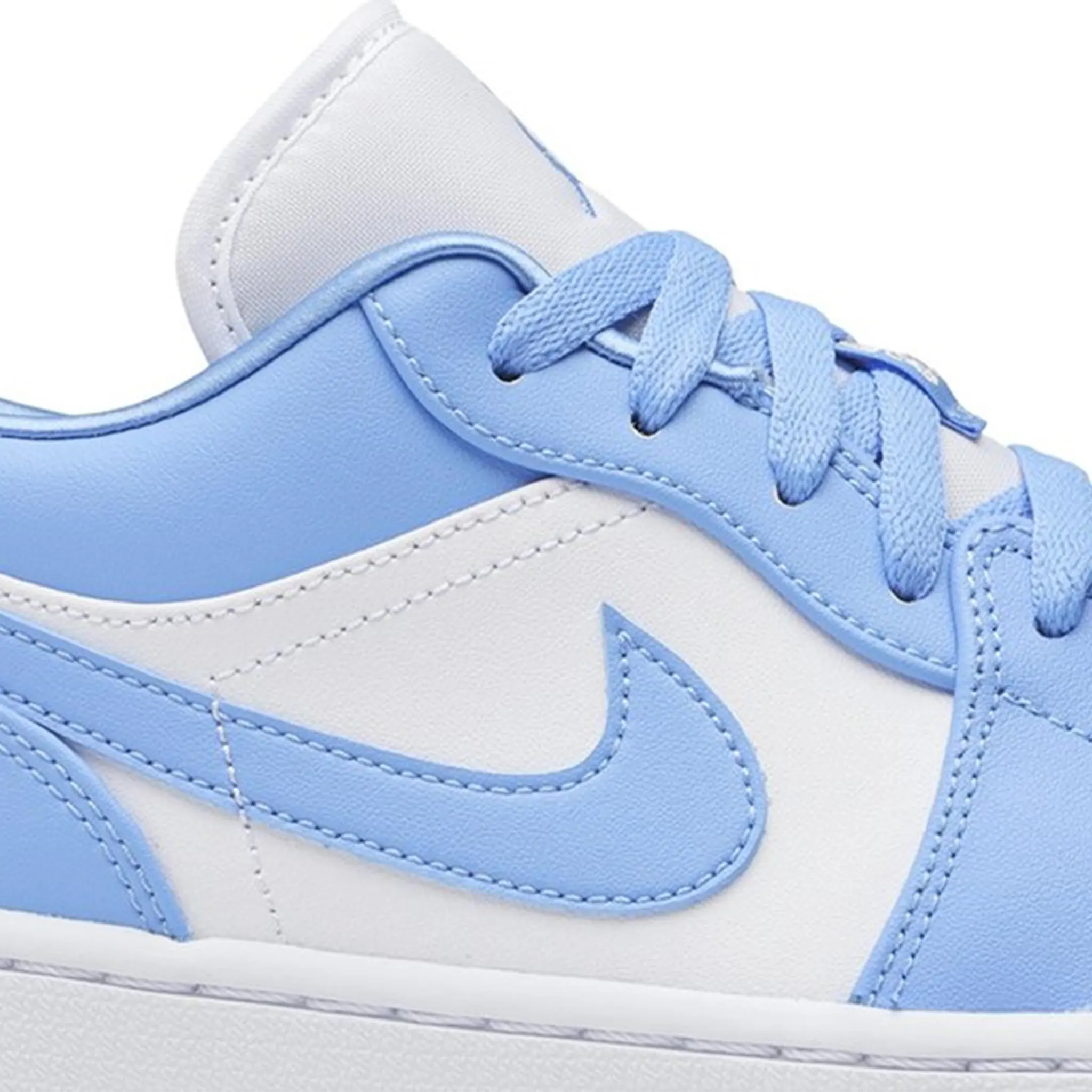Air Jordan 1 Low UNC Women's Sneakers - Classic Blue & White Basketball Shoes for Casual Wear & Street Style
