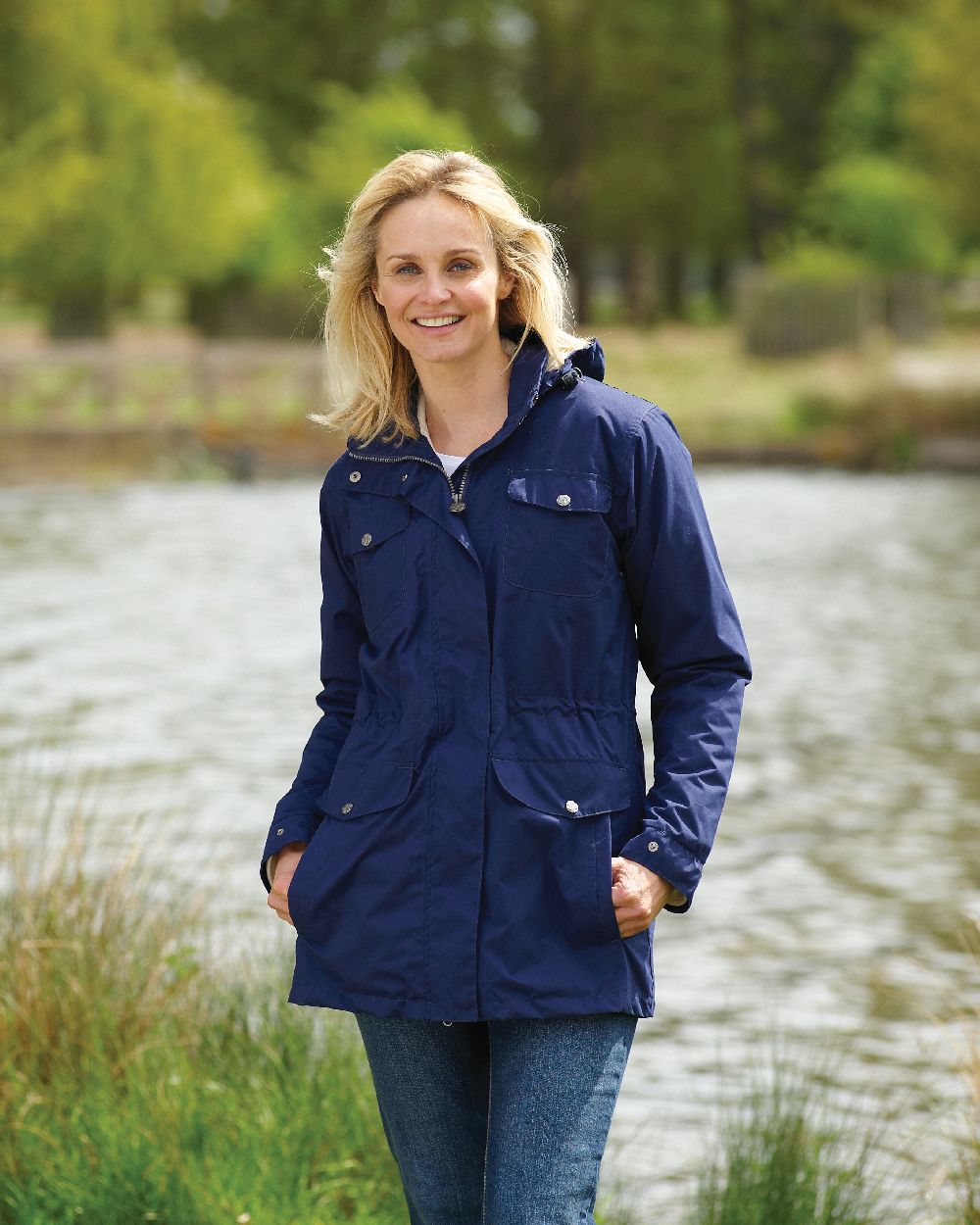 Champion Women's Lightweight Jacket - Breathable Windbreaker for Running, Hiking & Outdoor Activities | Water-Resistant Travel Jacket