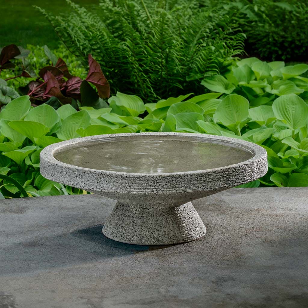 Campania International Roxie Birdbath - Classic Garden Decor for Outdoor Birds | Perfect for Backyard, Patio, and Garden Decoration | Attracts Wild Birds for Relaxing Nature Experience