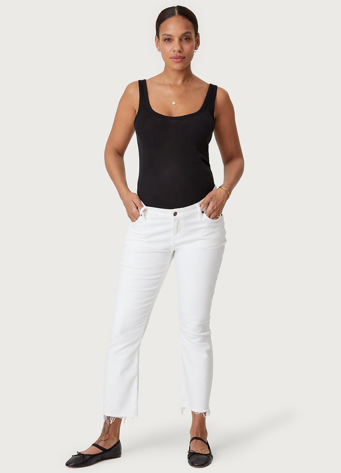 Best Stretchy Maternity Jeans for Pregnant Women - Comfortable High Waist Denim Pants for Pregnancy & Postpartum - Perfect for Work, Casual Wear & Everyday Comfort