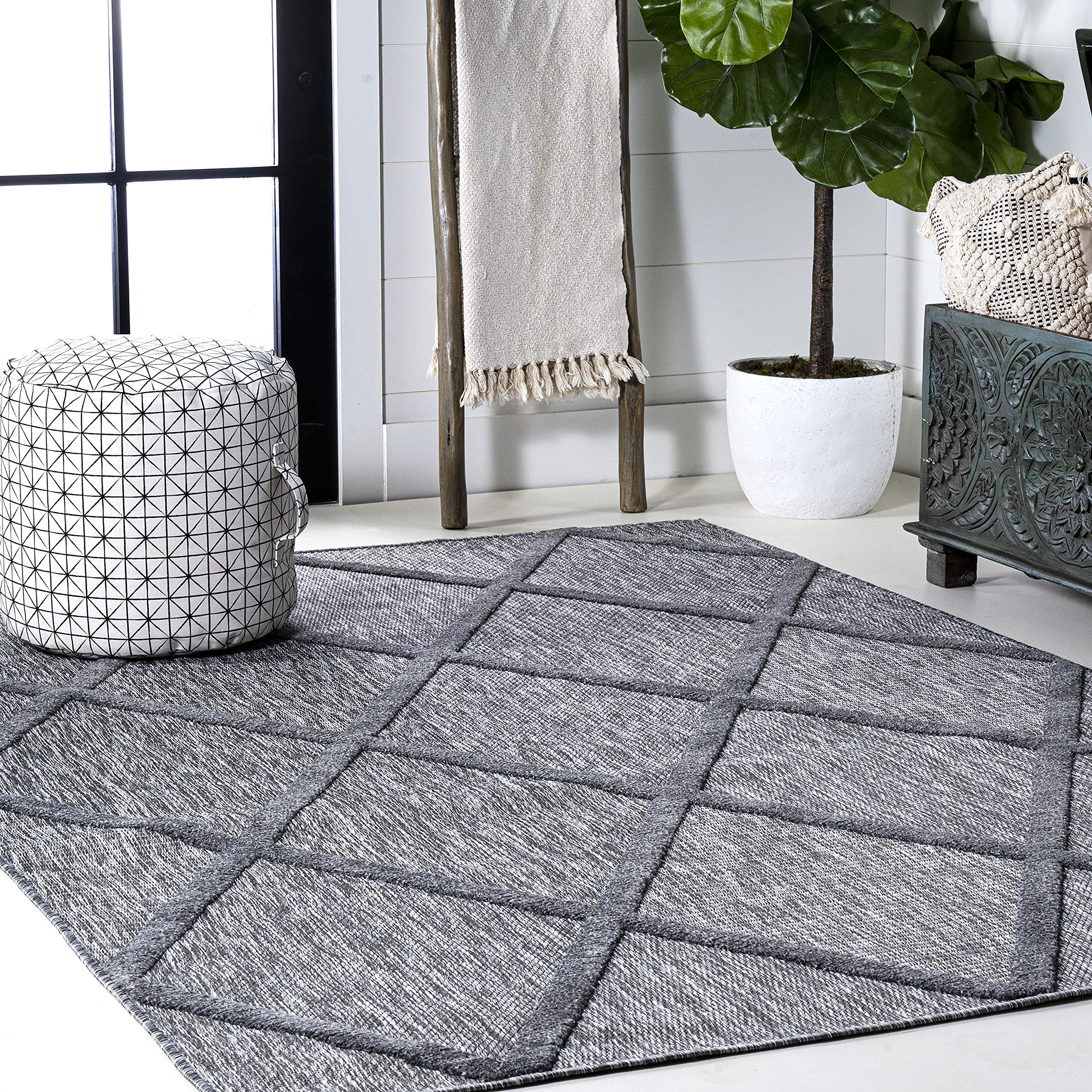 JONATHAN Y IBZ101A-3 Bohemian Geometric Indoor/Outdoor Area Rug - Diamond Trellis Design, Easy Cleaning, Non-Shedding, 3x5 Feet, Dark Gray - Perfect for Bedroom, Kitchen, Backyard, Patio & Porch Decor
