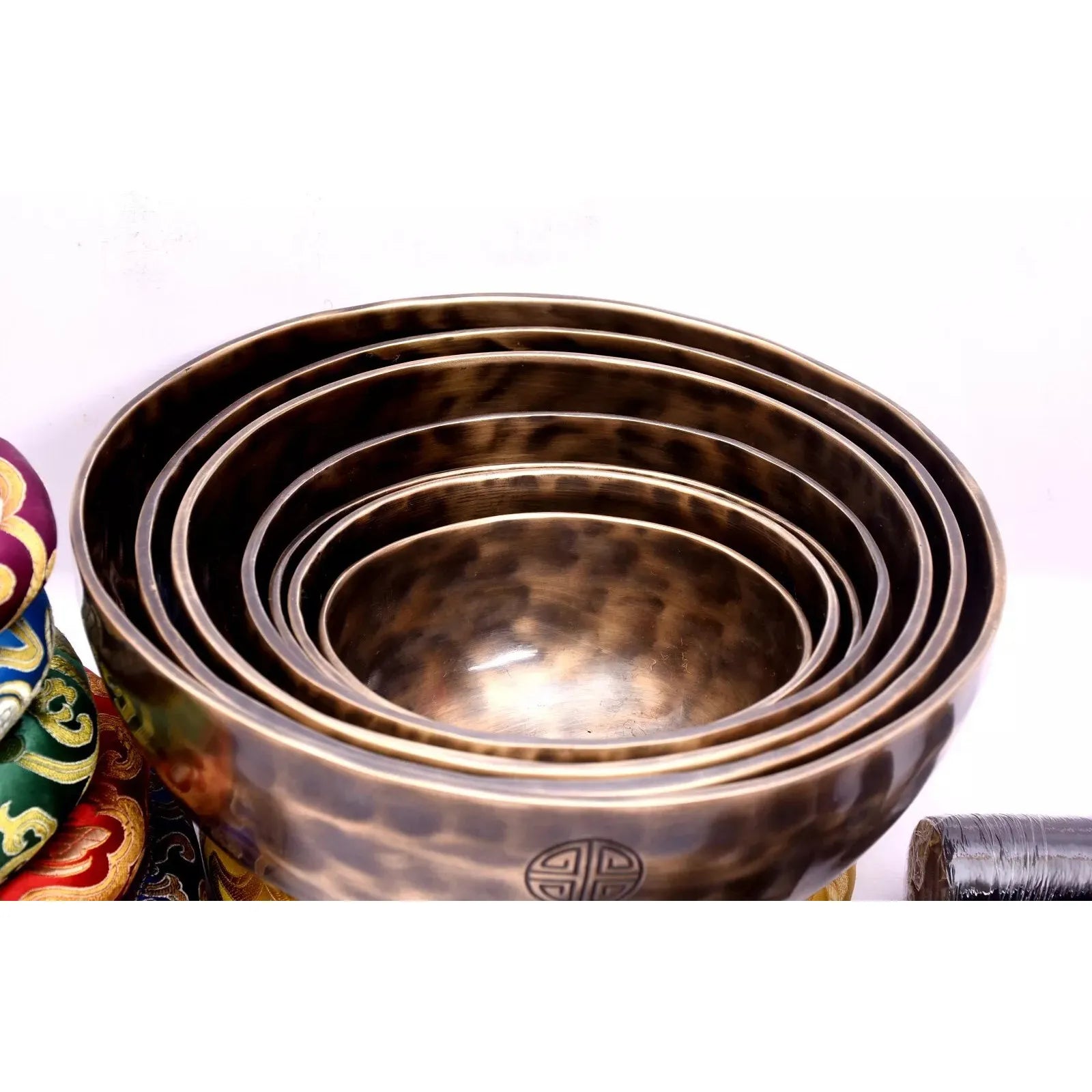 7 Chakra Healing Tibetan Singing Bowl Set - Handcrafted Meditation Bowl for Stress Relief, Yoga & Spiritual Practice - Perfect for Home, Office & Sound Therapy Sessions
