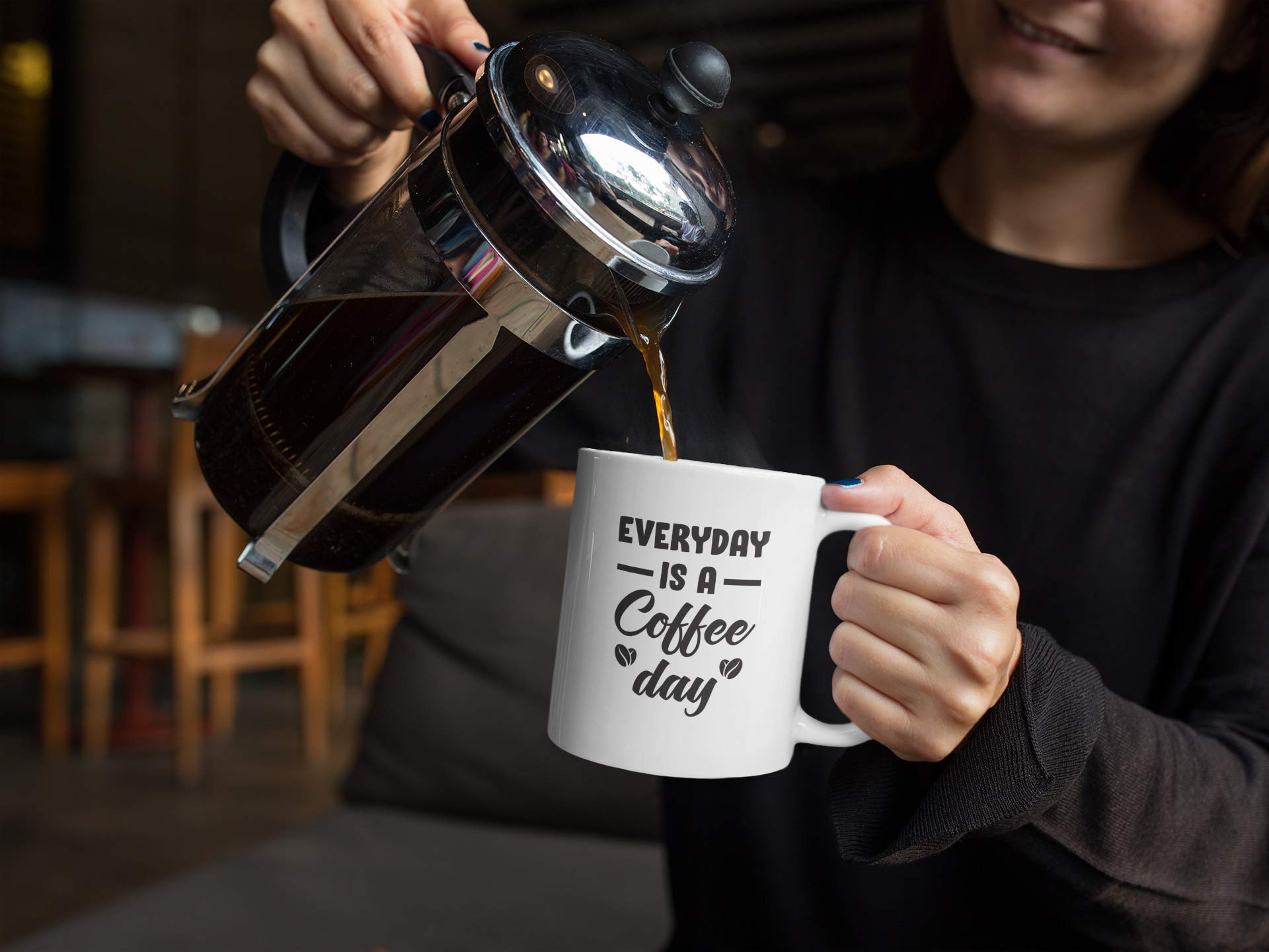 Funny Coffee & Tea Mug for Coffee Lovers - 15oz Ceramic Cup with 'Everyday Is a Coffee Day' Quote - Perfect for Office, Home Use & Gifts
