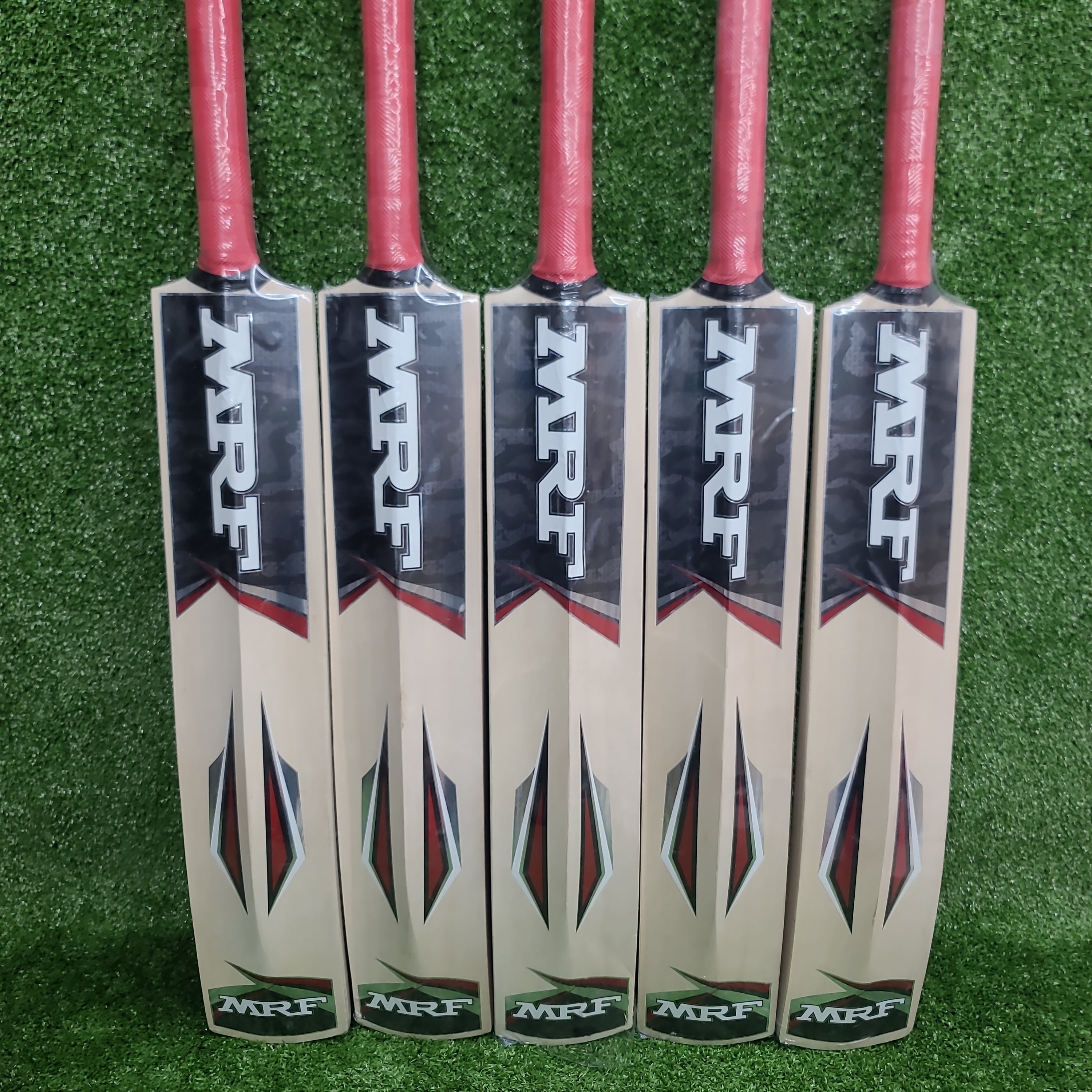 MRF Street Fighter Indian Willow Cricket Tennis Bat - Premium Quality for Practice & Matches - Perfect for Cricket Training, Backyard Games & Sports Enthusiasts