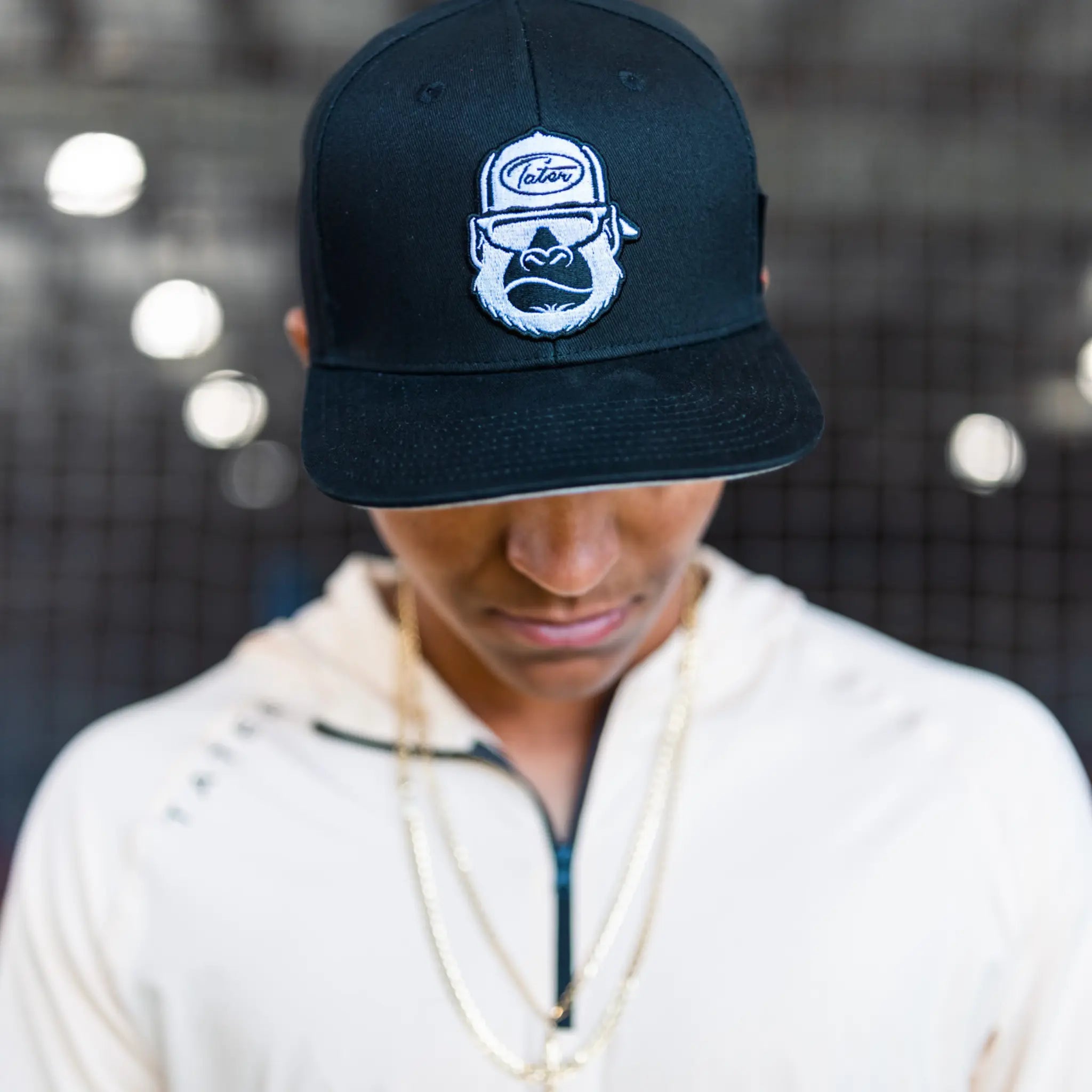 KONG Black Baseball Snapback Hat - Adjustable Classic Dad Cap for Men & Women - Casual & Sporty Style for Outdoor Activities, Sports, and Everyday Wear