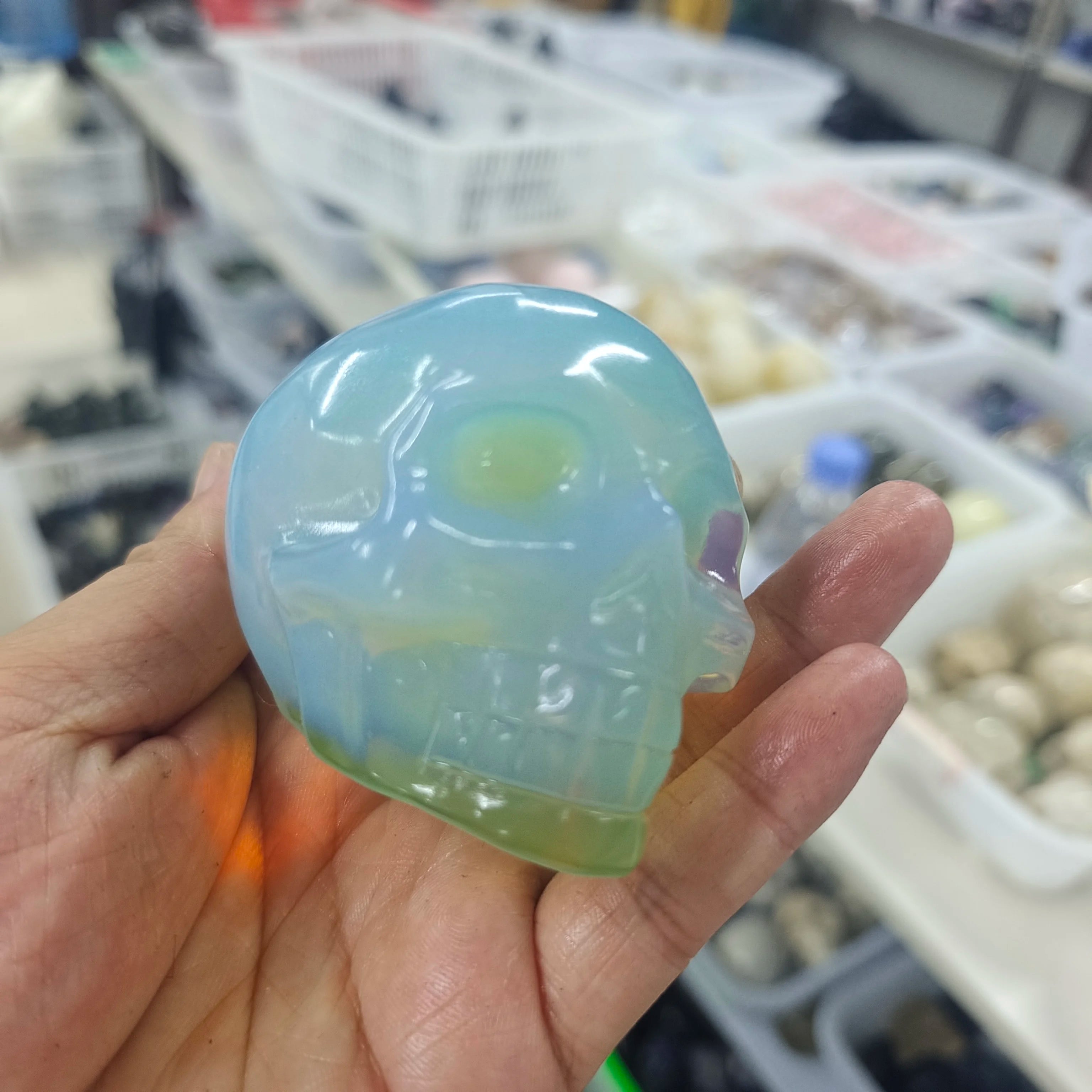 Natural Gemstone Skull Head Statue - Hand Carved Healing Crystal for Reiki, Witchcraft & Meditation | Unique Home Decor, Spiritual Gift & Halloween Decoration