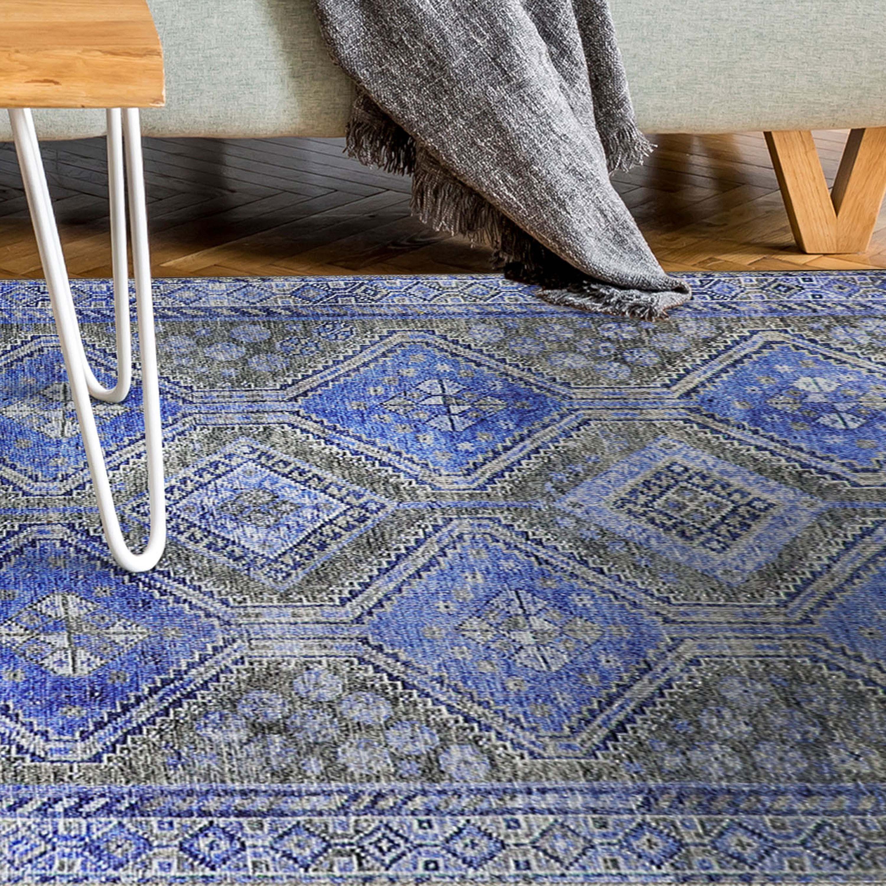 Southwestern Geometric Diamond Pattern Indoor Area Rug & Runner Rug - Perfect for Living Room, Bedroom, or Entryway Decor