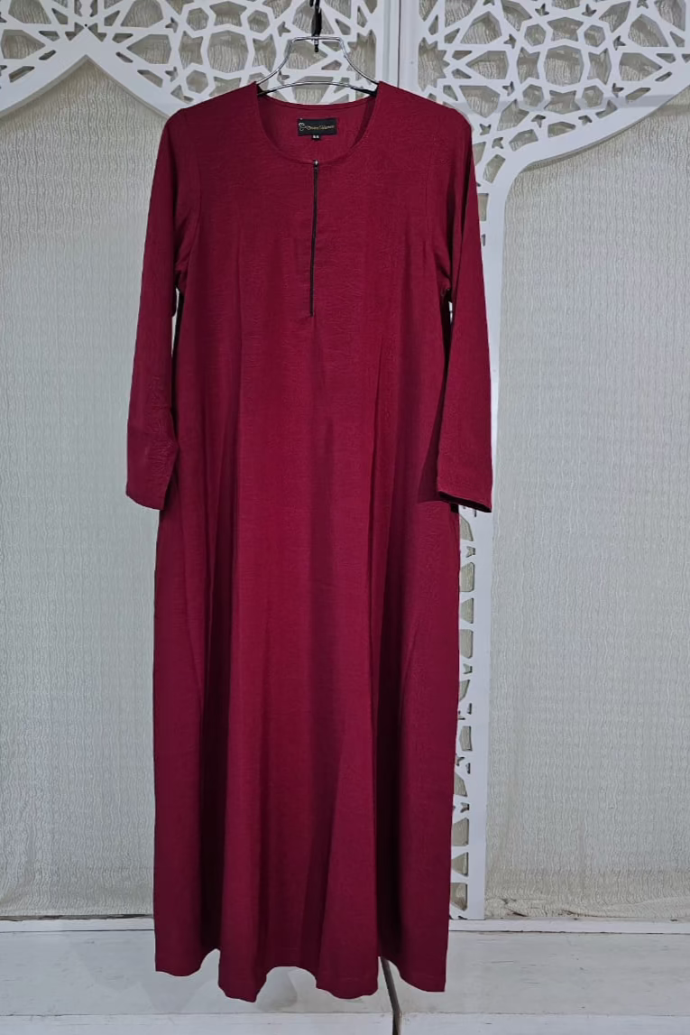 Elegant Maxi Abaya Slip Dress with Pockets - Maroon Long Flowy Muslim Dress for Women | Perfect for Prayer, Modest Fashion & Everyday Wear