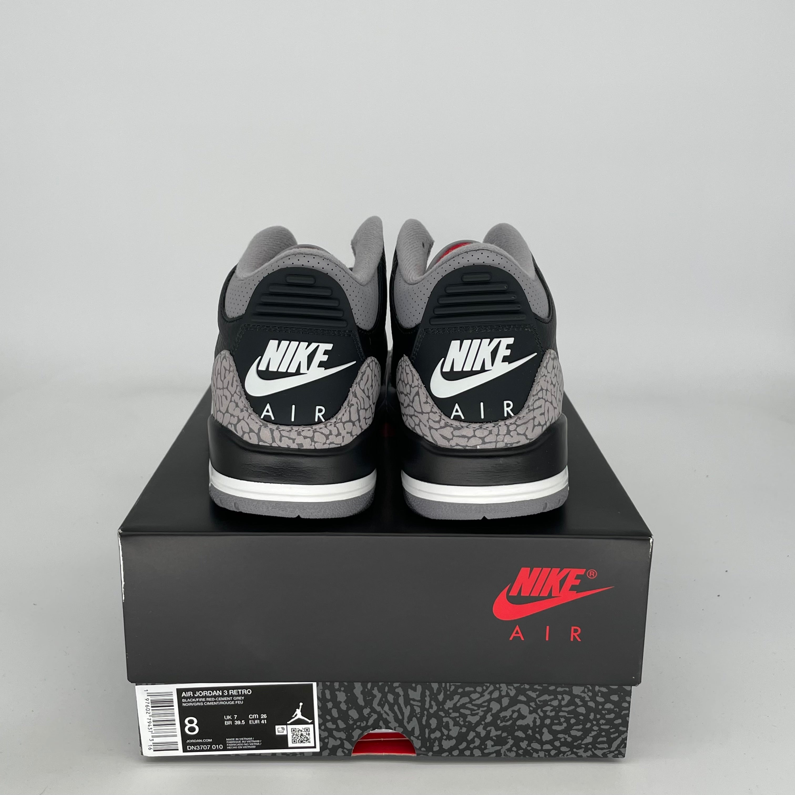 Original Air Jordan 3 Retro 'Black Cement' Men's Basketball Shoes - Size 8 (DN3707-010) | Iconic Sneakers for Streetwear & Basketball Performance