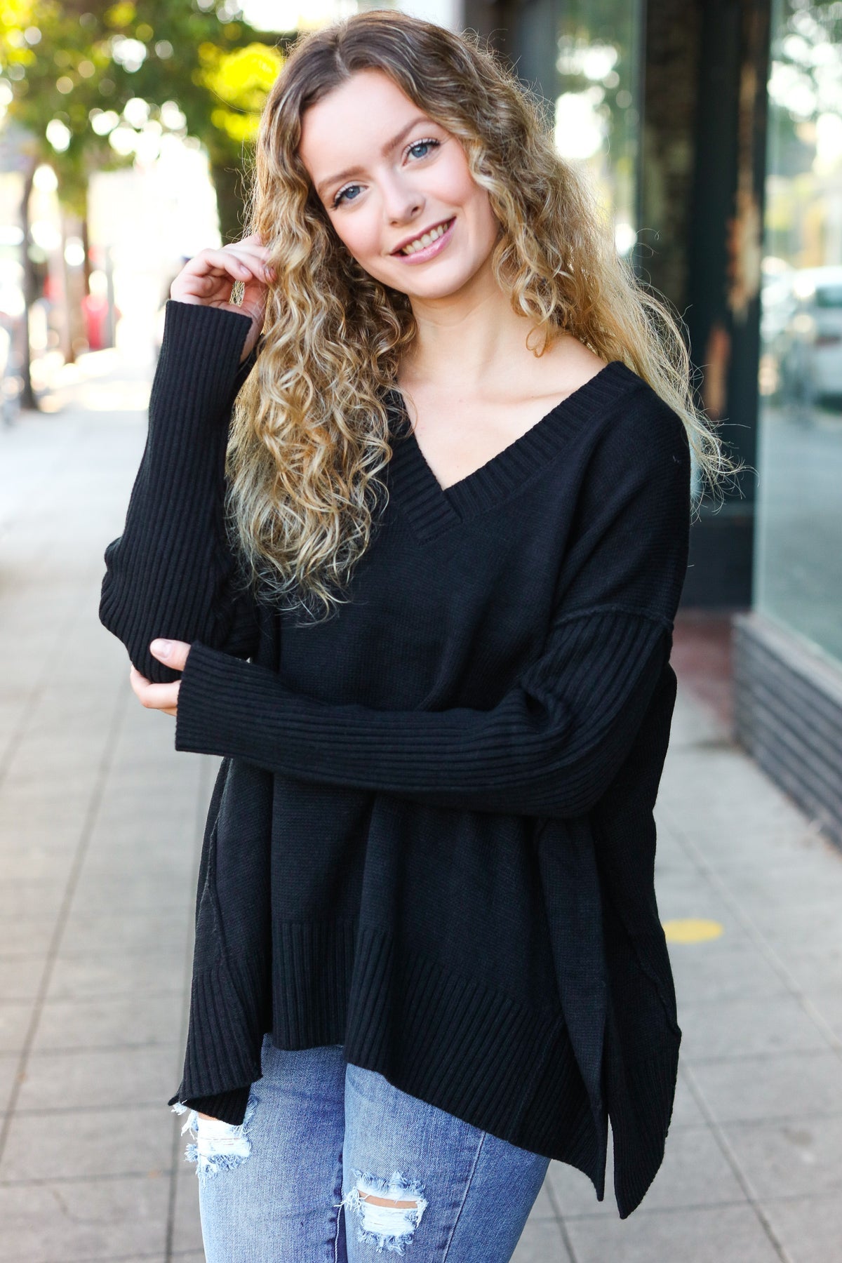 Stylish Black Oversized V-Neck Ribbed Knit Sweater for Women - Cozy & Trendy Fall Winter Pullover for Casual Outings & Layering