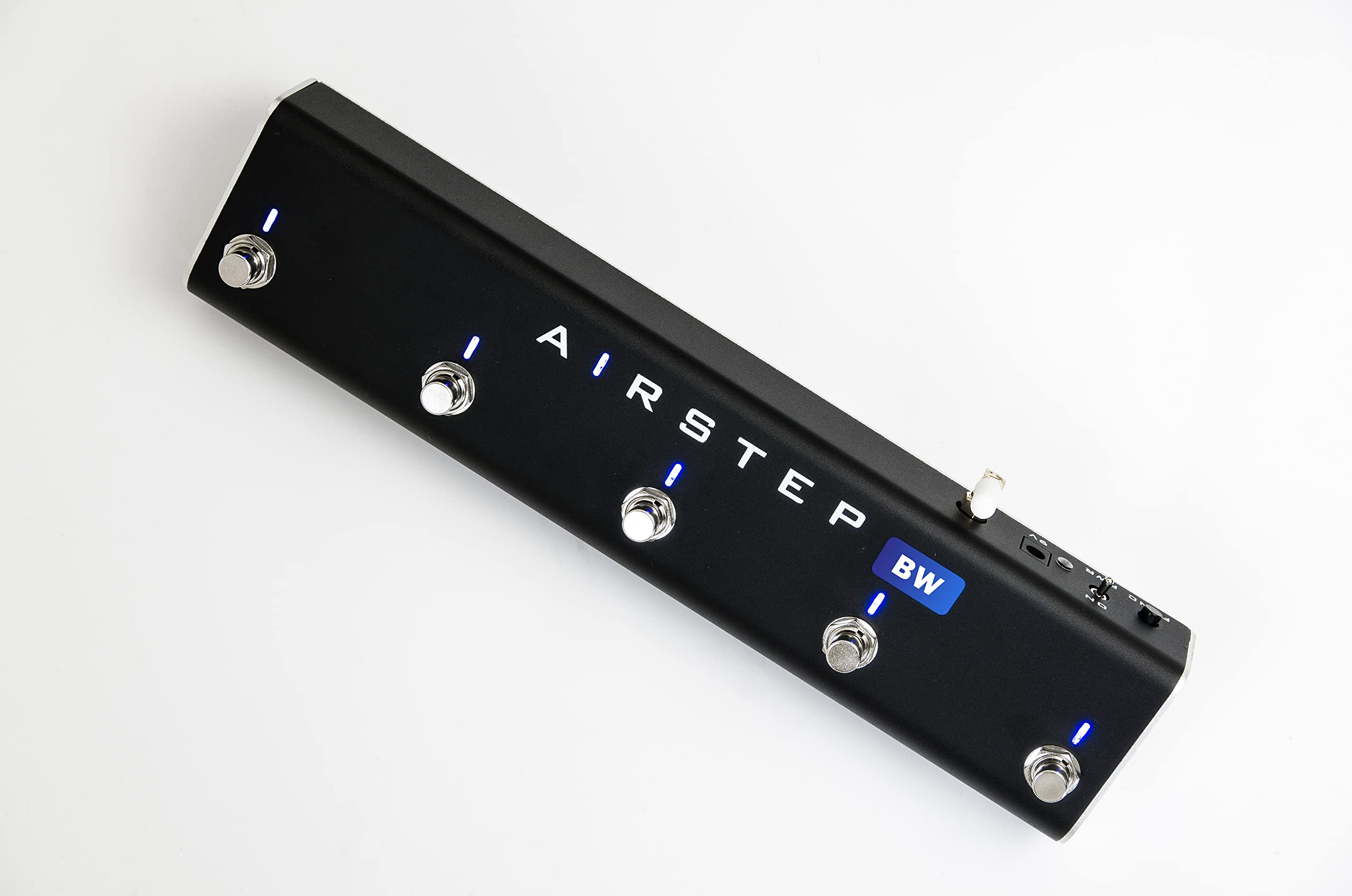 XSONIC Airstep BW Edition Katana-AIR & WAZA-AIR Wireless Foot Controller - 5 Footswitches, 4 Control Modes (Preset Change, Effects Toggle), 300H Battery Life - Perfect for Guitarists & Live Performances